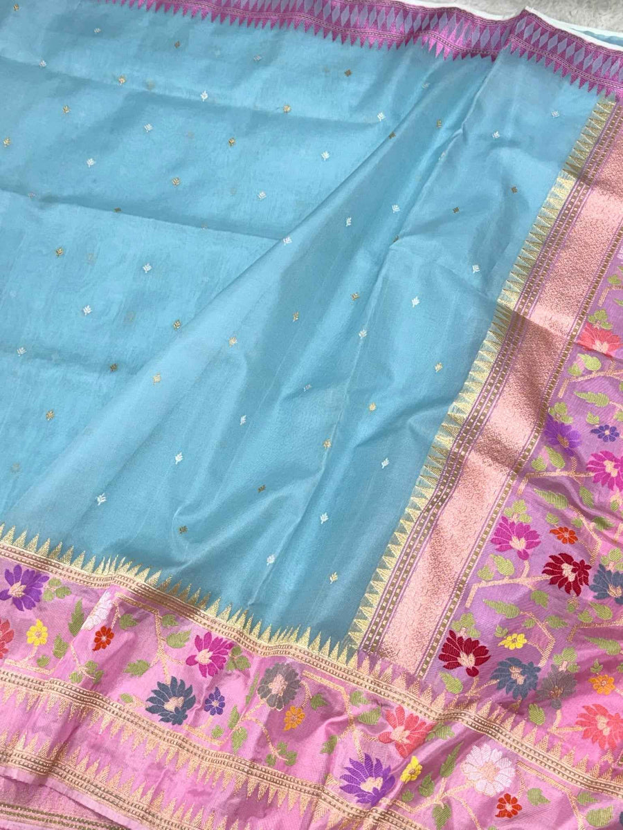 Ivory Pure Kora Silk Silver Zari Handwoven Banarasi Saree