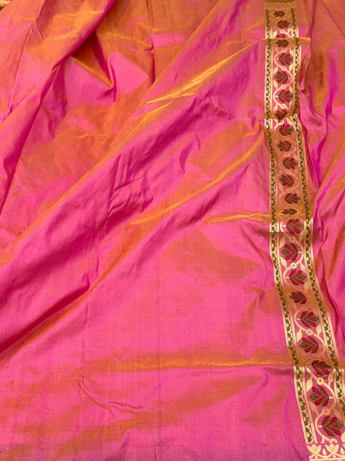 Magenta Pink Pure Katan Silk Handwoven Banarasi Saree