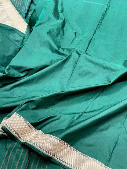 Emerald Green Pure Katan Silk & Pure Mulberry Silk Handwoven Contemporary Banarasi  Saree - Kadhwa Weave