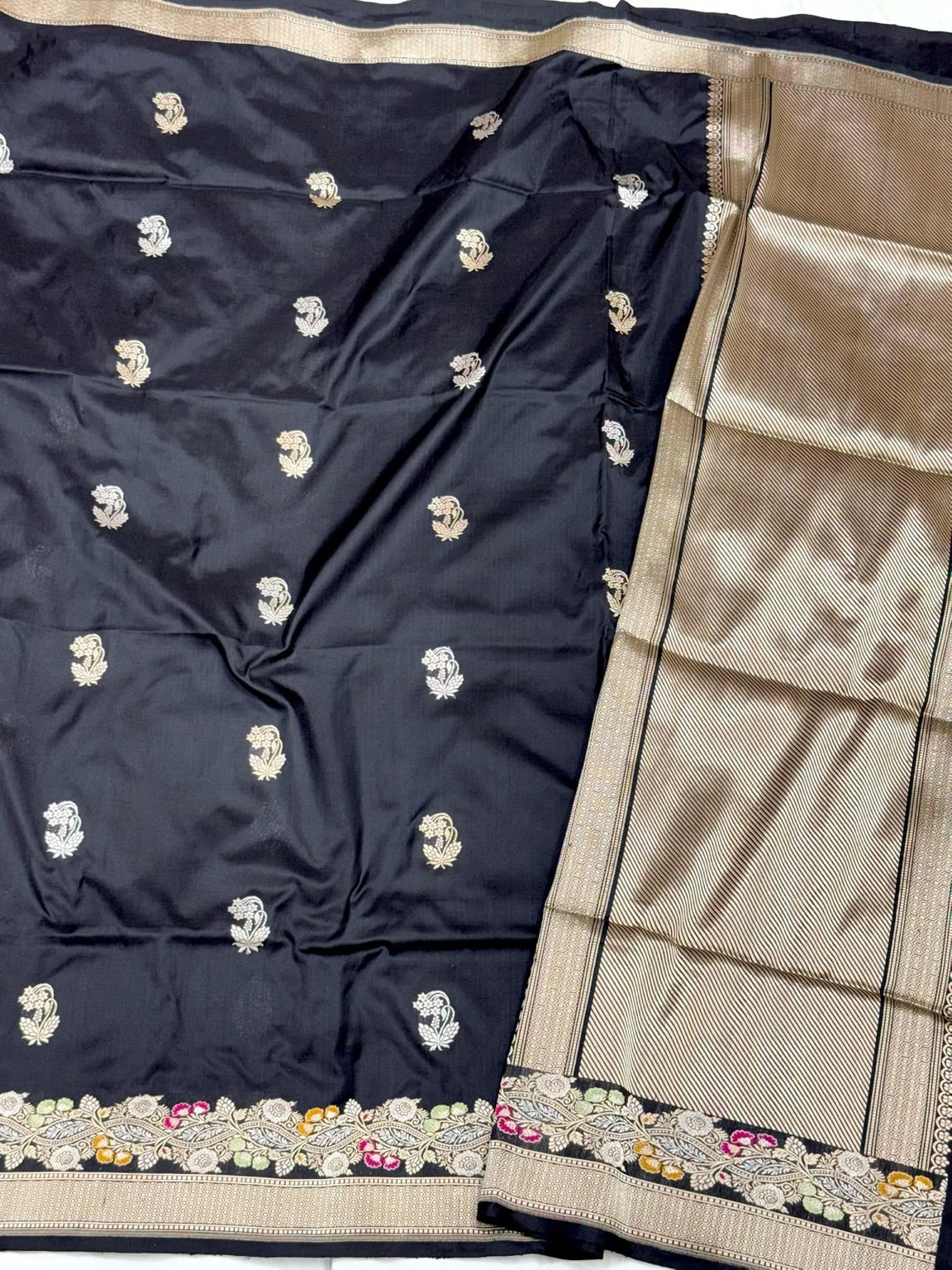 Black Pure Mulberry Katan Silk Handwoven Banarasi Saree With Kadhwa Weave