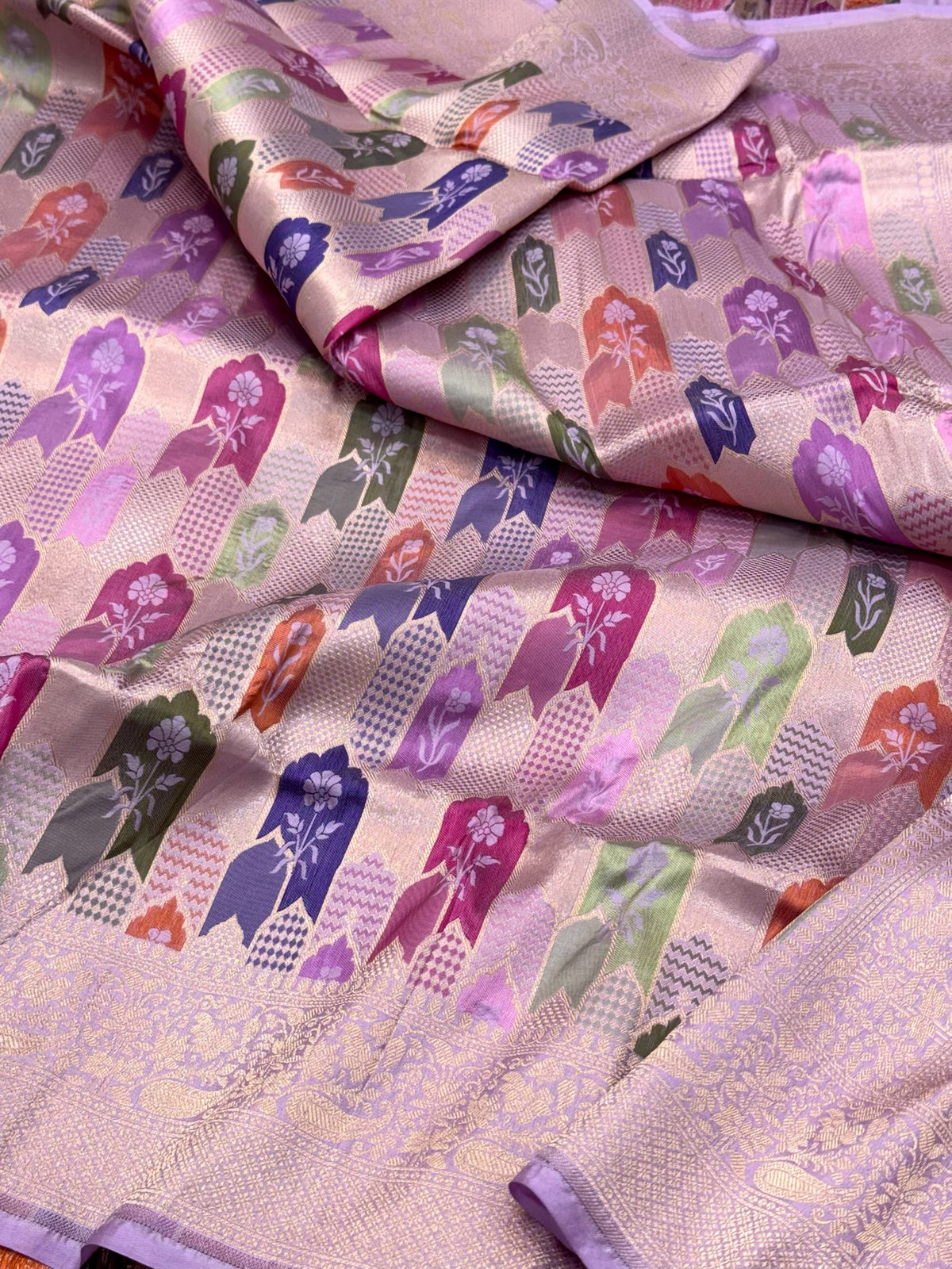 Lilac Pink Handloom Banarasi Saree | Pure Katan Mulberry Silk Banarasi Rangkaat Saree - The New Classic