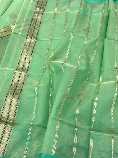 Green Pure Kora Mulberry Silk | Kadhwa Technique | Handwoven Contemporary Banarasi Saree - Modern Drape
