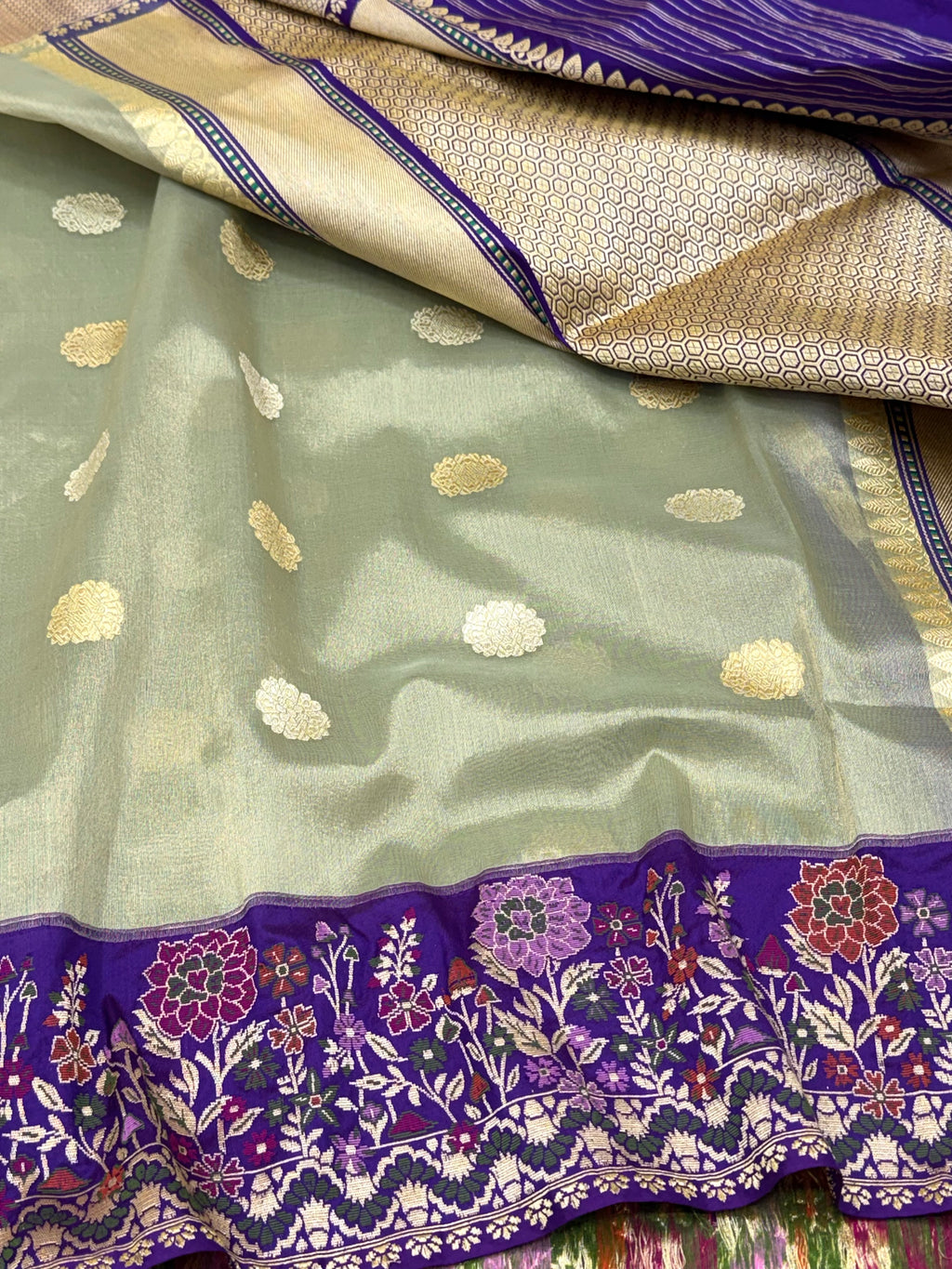 Pista Green Pure Kora Tissue Silk Handwoven Banarasi Saree