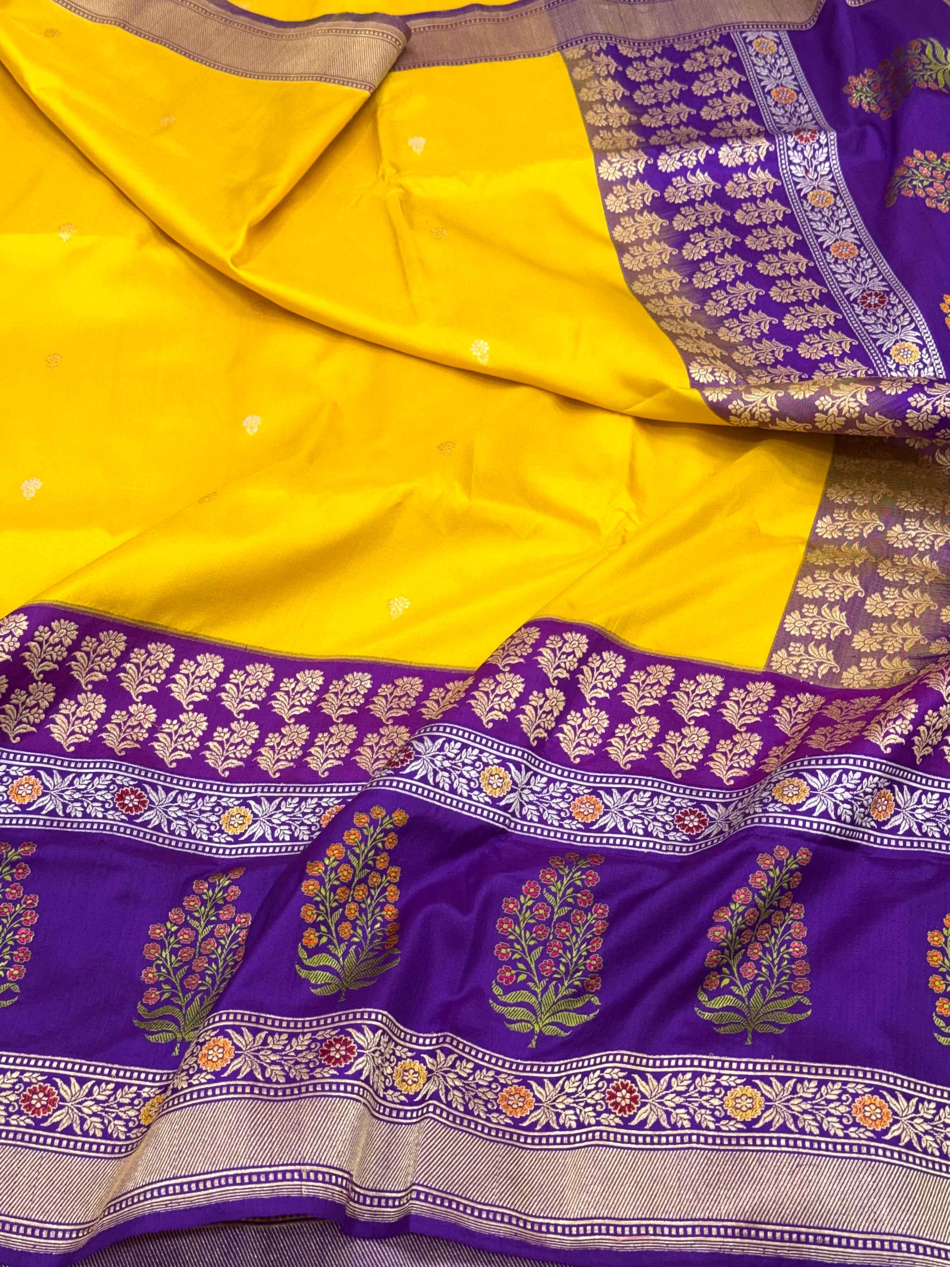 Yellow/Purple Pure Mulberry Katan Silk Handwoven Banarasi Saree -  Kadhiyal weave
