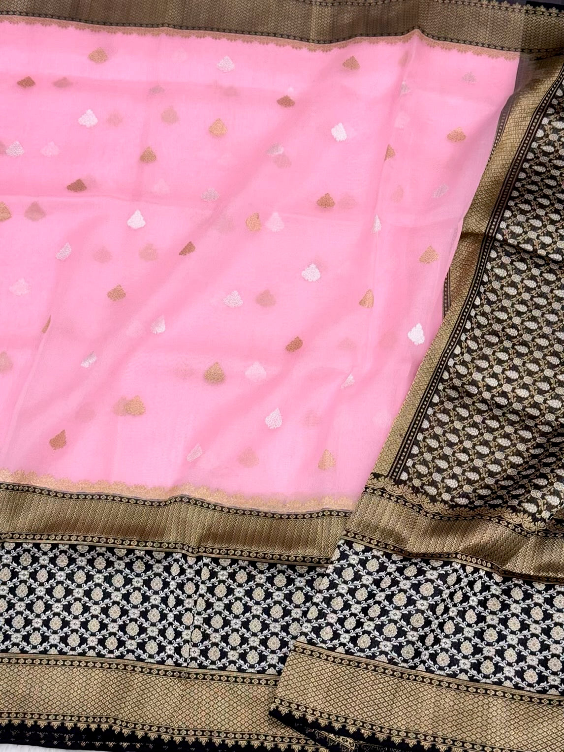 Soft Pink Handwoven Banarasi Saree | Pure Banarasi Organza Saree | Kadhwa - Pure Kora Mulberry Silk Saree