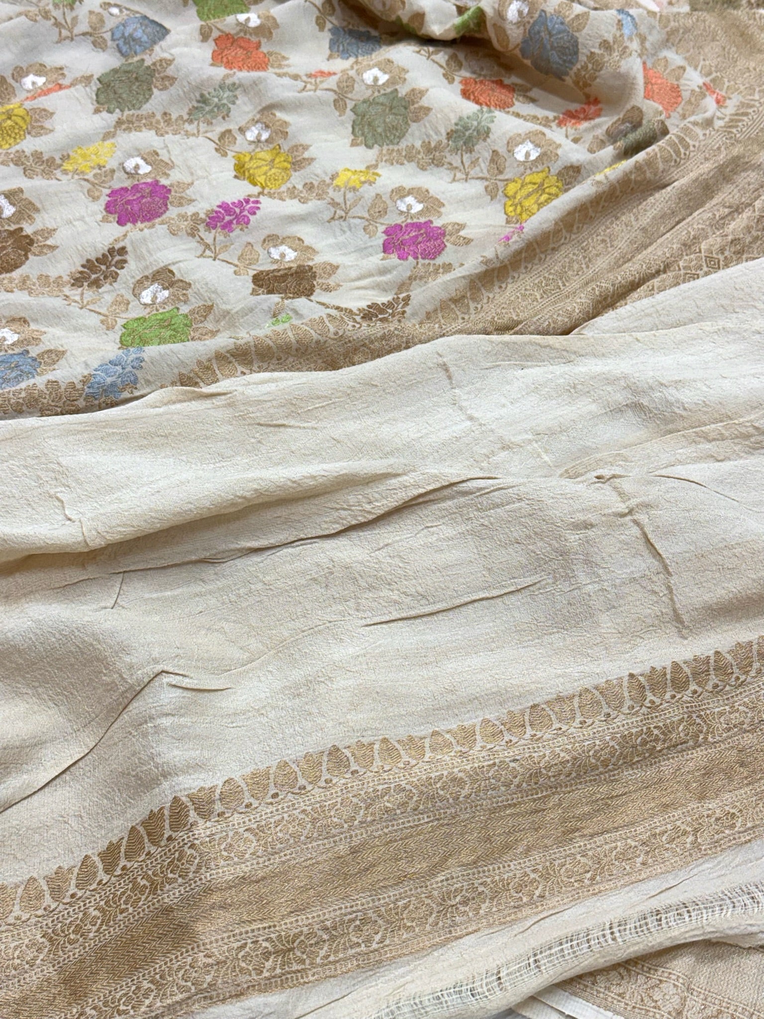 Ivory Tussar Georgette Handwoven Banarasi Silk Saree