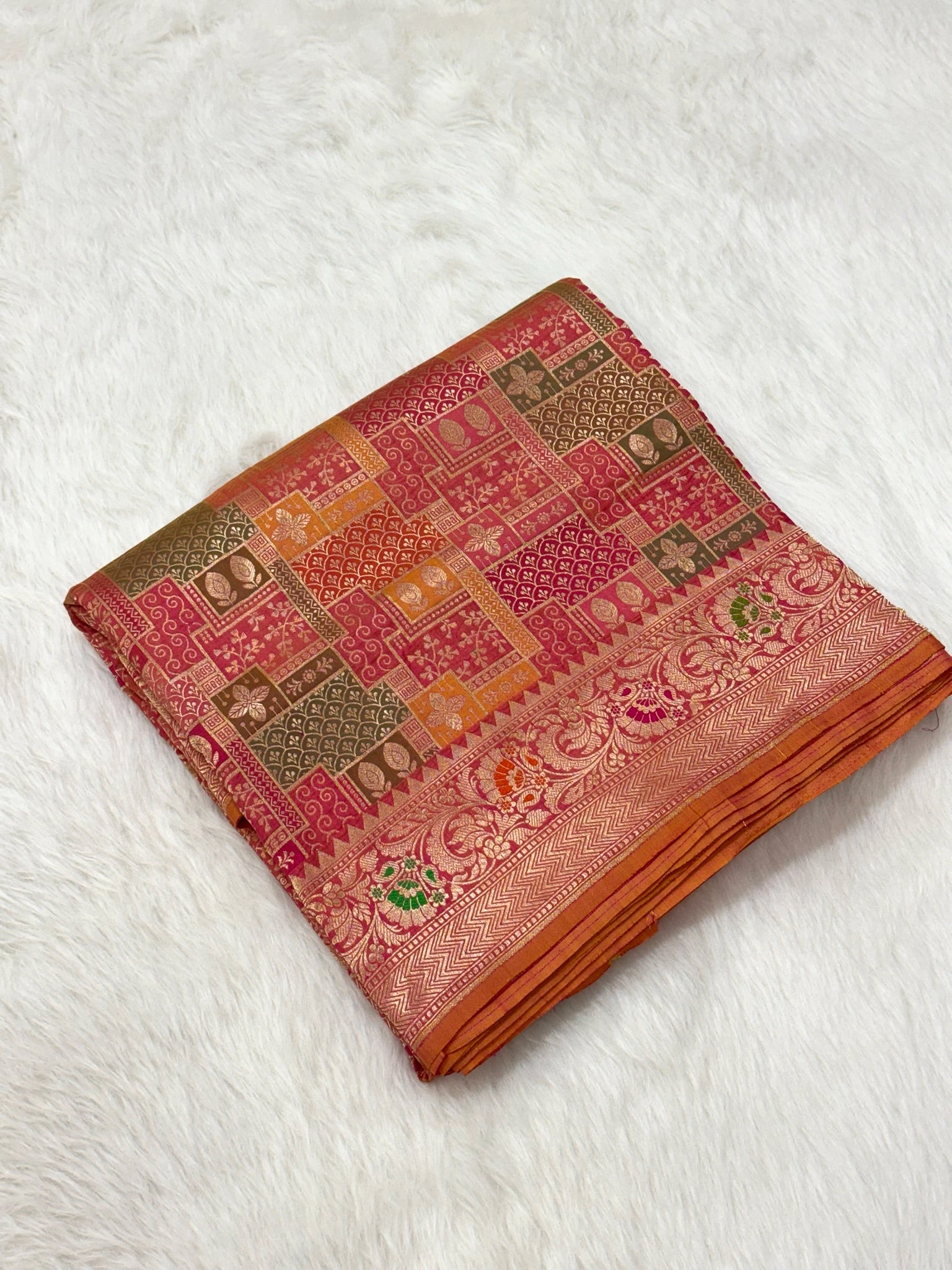 Pink Rangkaat weave Pure Banarasi Silk Saree