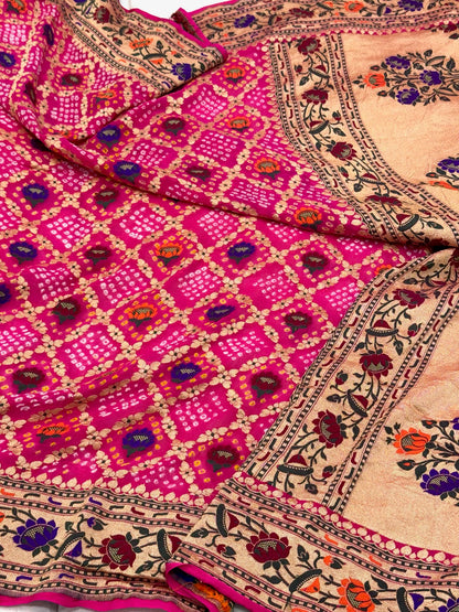 Pink Pure Chiffon Georgette Handloom Saree with Bandhani Work
