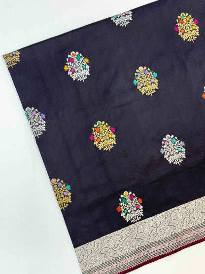 Black Handwoven Pure Banarasi Silk Saree (Copy)