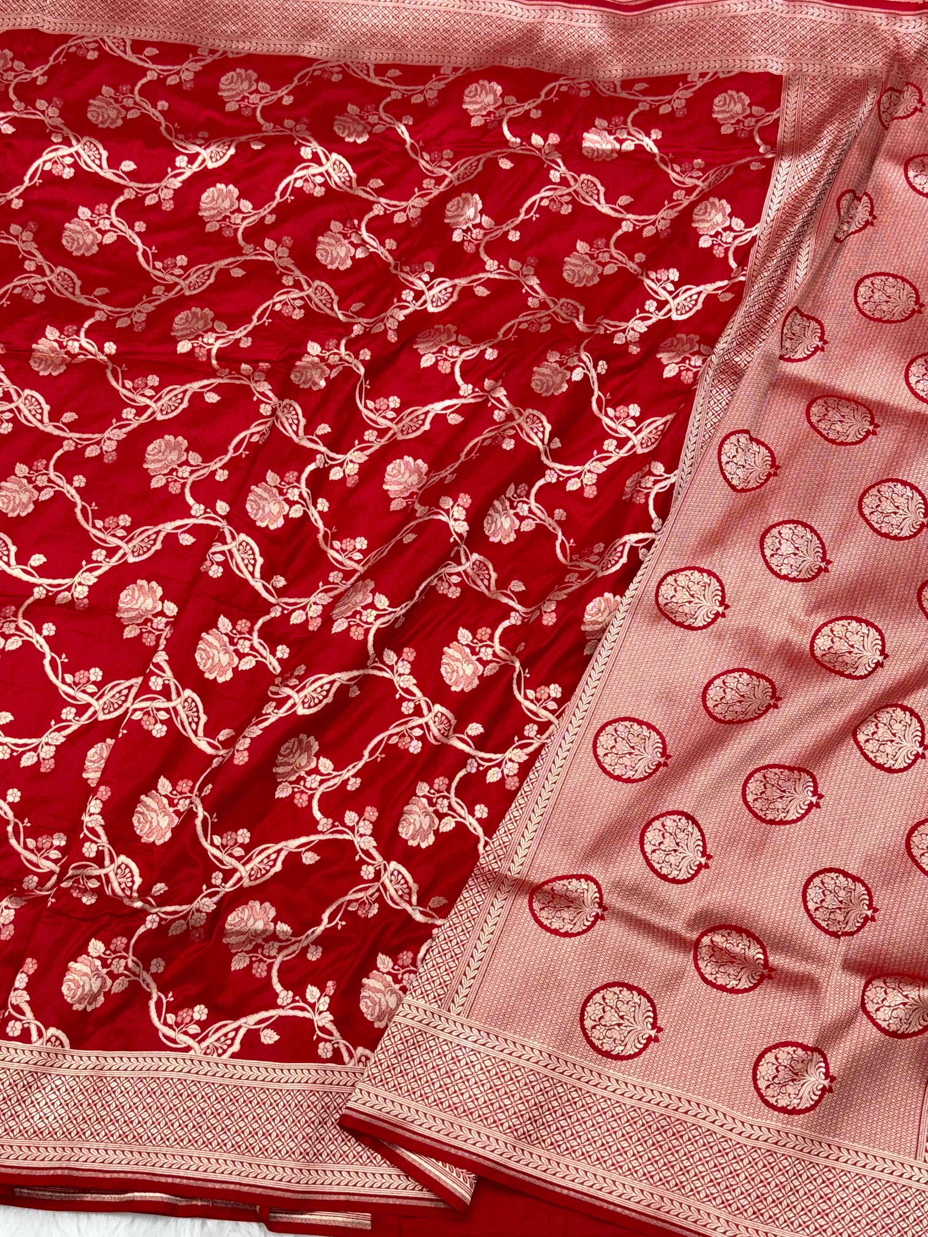 Magenta Pure Mulberry Katan Silk Handloom Banarasi Saree