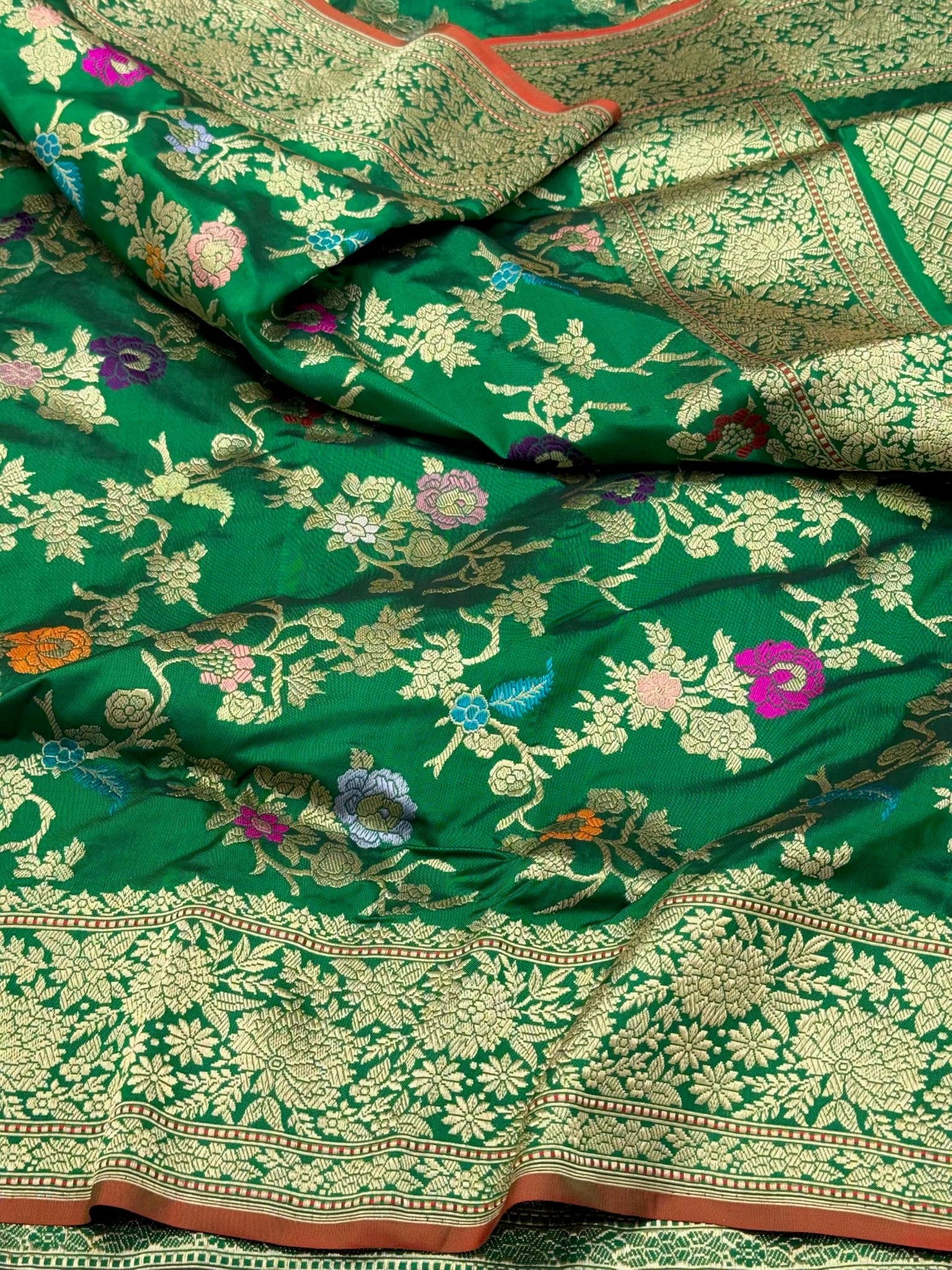 Bottle Green Pure Mulberry Double Katan Silk | Kadhwa Technique | Handwoven Banarasi Saree