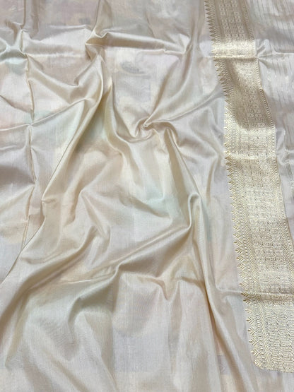 Ivory Pure Mulberry Katan Silk | Kadhwa Technique | Handwoven Authentic  Banarasi Exquisite Rangkaat Saree