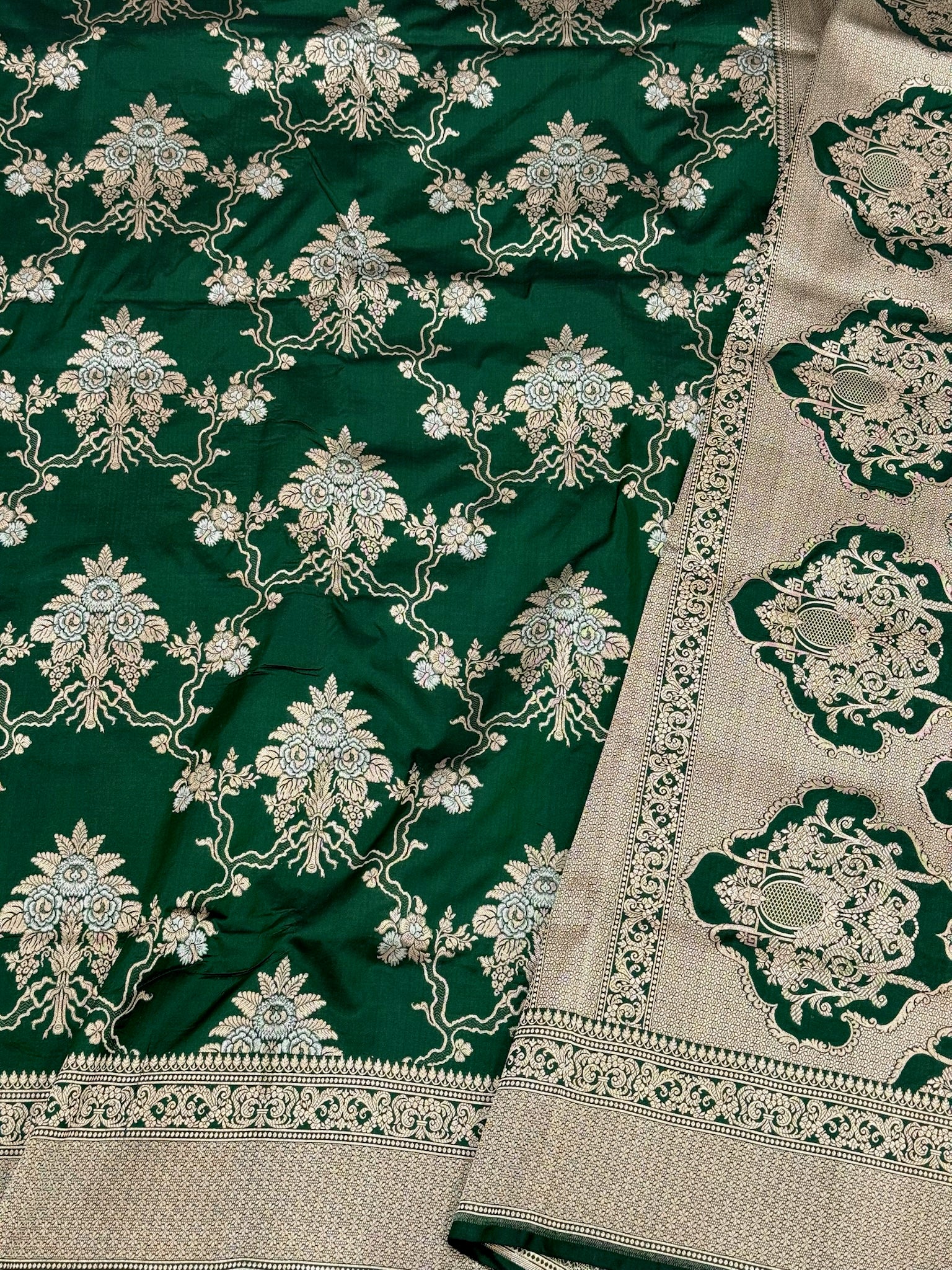 Bottle Green Pure Katan Silk Handloom Banarasi Saree