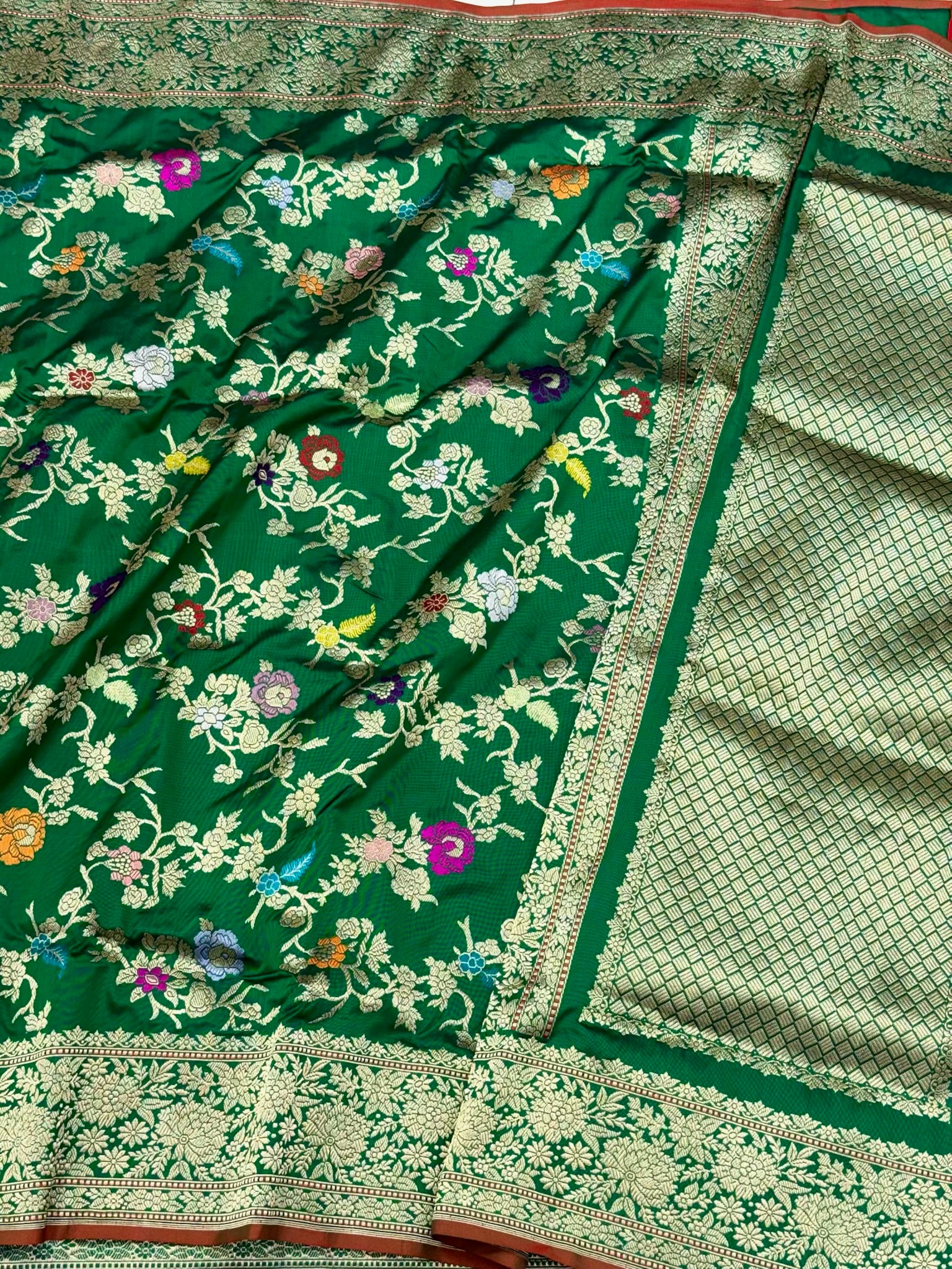 Bottle Green Pure Mulberry Double Katan Silk | Kadhwa Technique | Handwoven Banarasi Saree