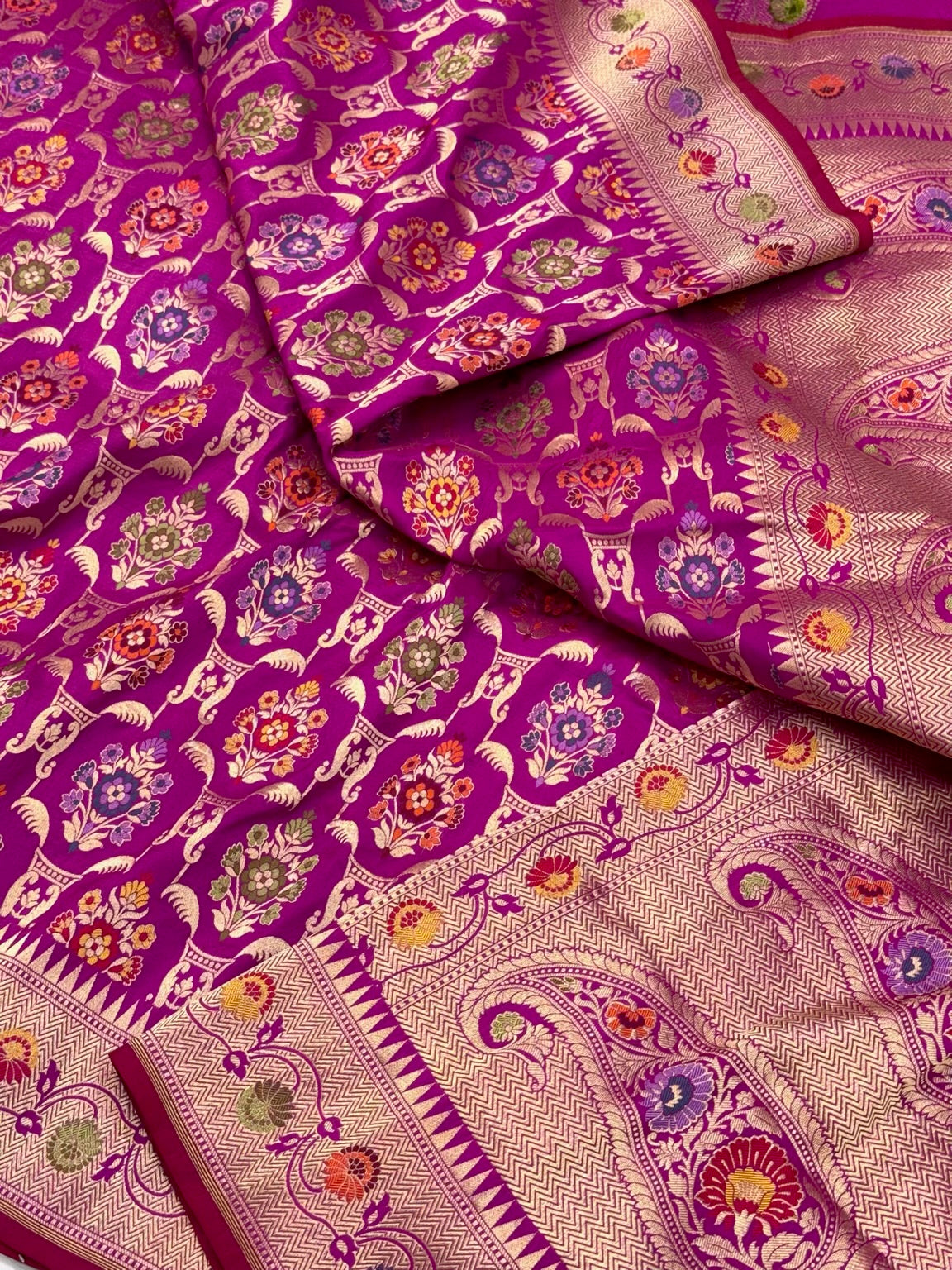 Rani Pink Pure Katan Silk - Pure Mulberry Silk Handloom vintage Banarasi Saree