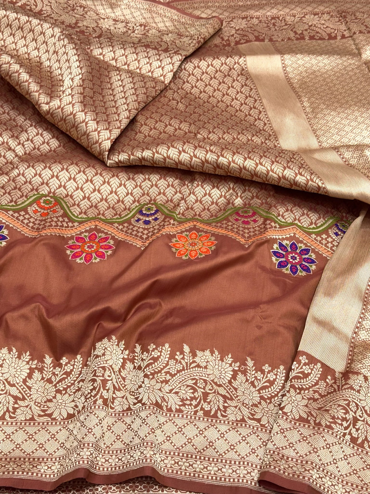 Brown Exclusive Banarasi Contemporary Saree | Pure Katan Mulberry Silk - Kadhwa Technique Handwoven Banarasi Saree