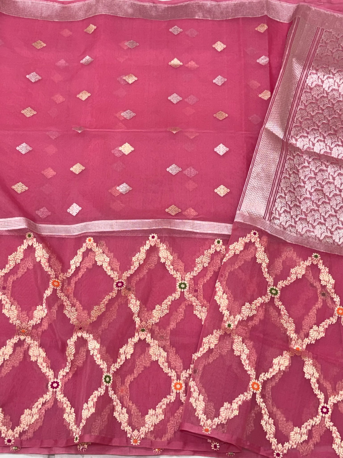 Dark Pink Pure MUlberry Kora Silk | Kadhwa Technique | Handwoven Banarasi Saree - Heritage In A New Light
