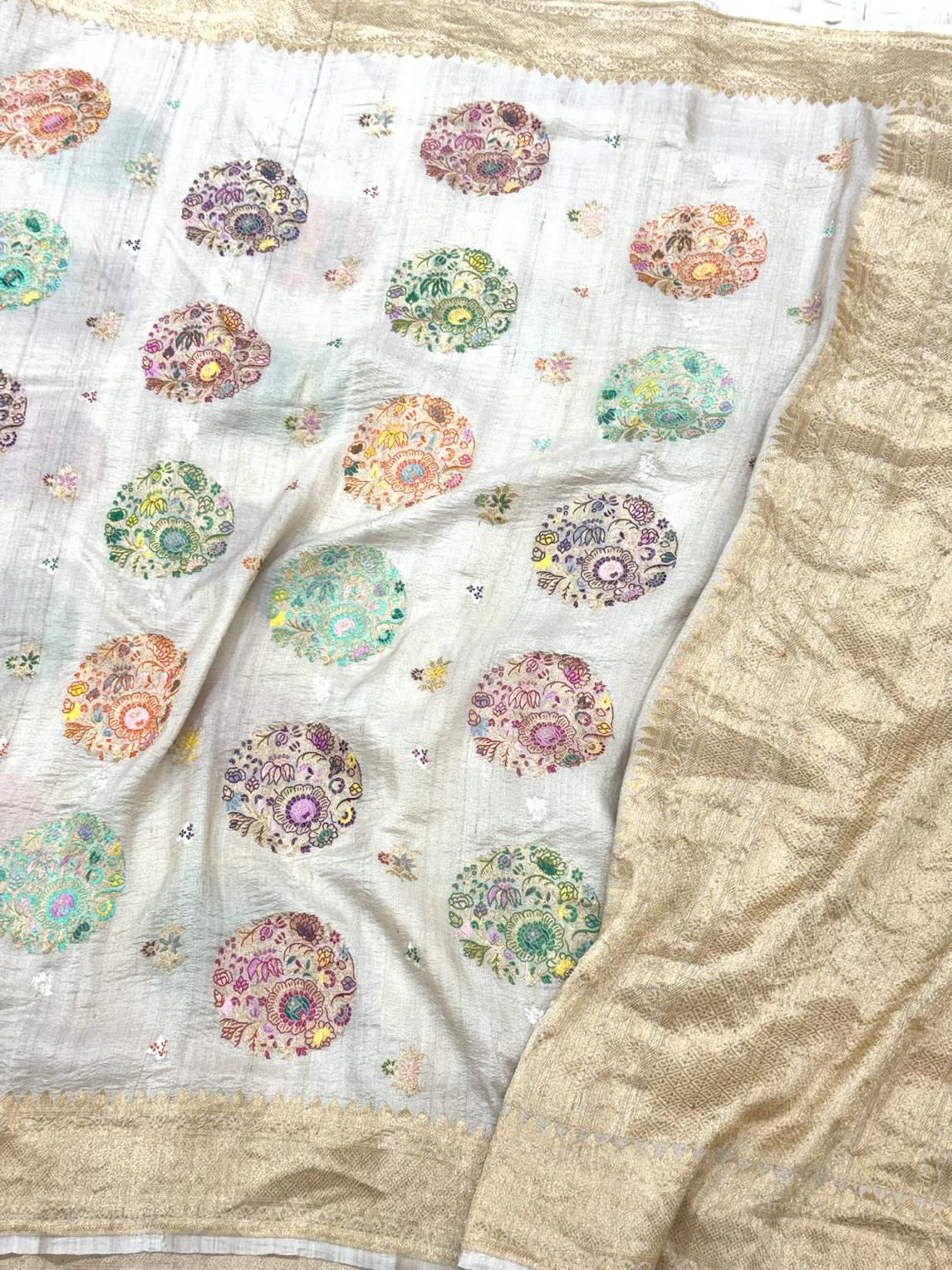 Natural Ivory Pure Tussar Georgette Silk - Kadhwa Technique Modern Masterpiece Banarasi Saree