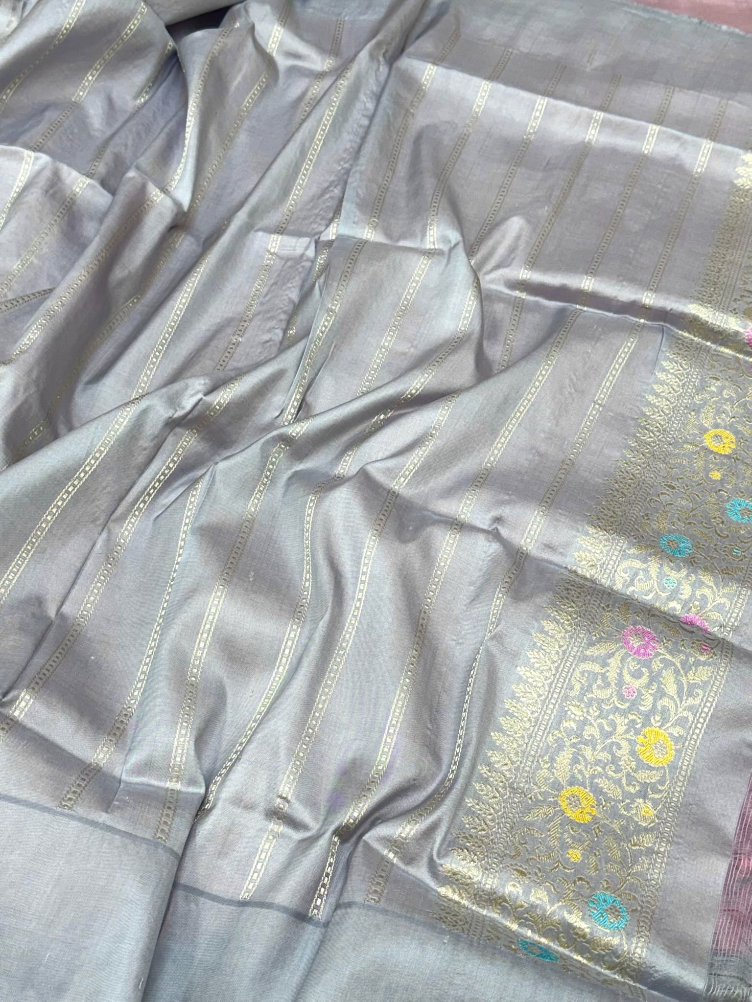 Onion Pink Pure Mulberry Katan Silk Handwoven Banarasi Saree | Kadhwa + Kadhiyal Weave