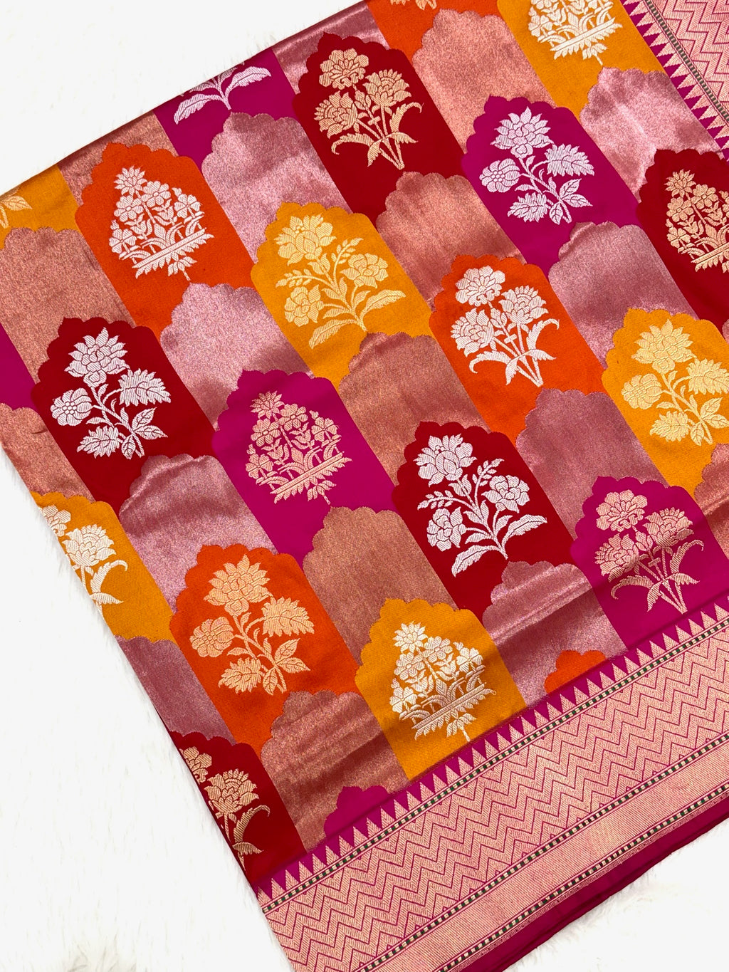 Pink Pure Mulberry Katan Silk Handwoven Banarasi Saree |Rangkaat|