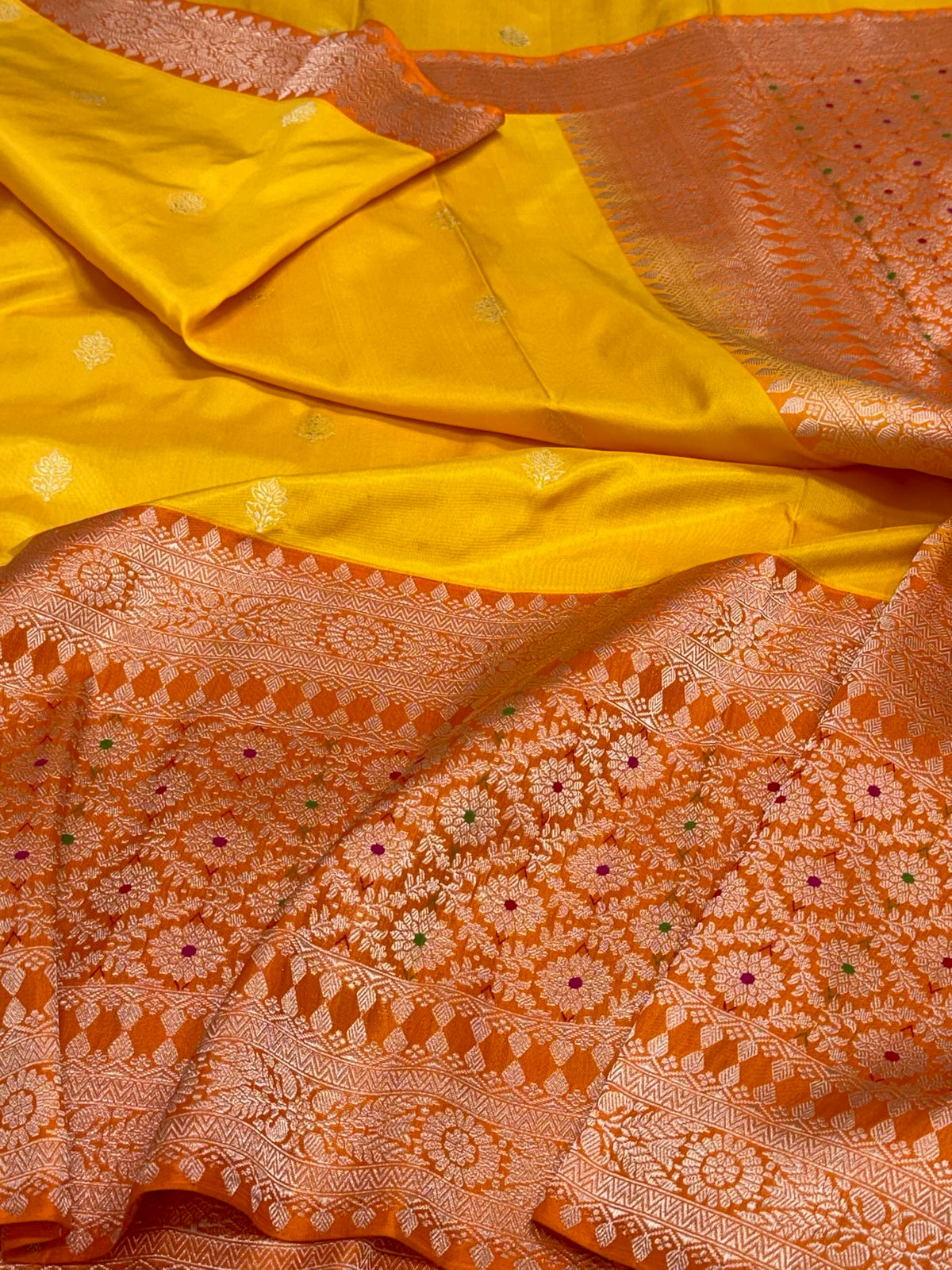 Gold Yellow/Orange Handwoven Banarasi Saree | Kadhwa Ektara Kadhiyal | Pure Mulberry Katan Silk Authentic Modern Banarasi Saree