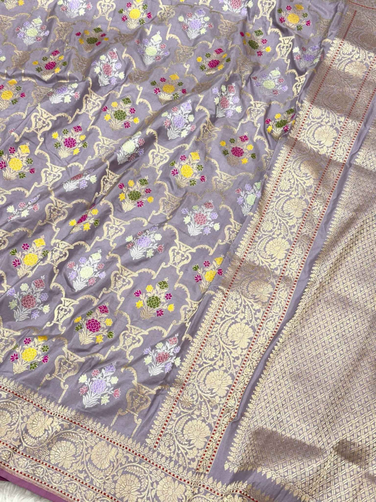 Lavender Pure Katan Silk Banarasi Handwoven Saree