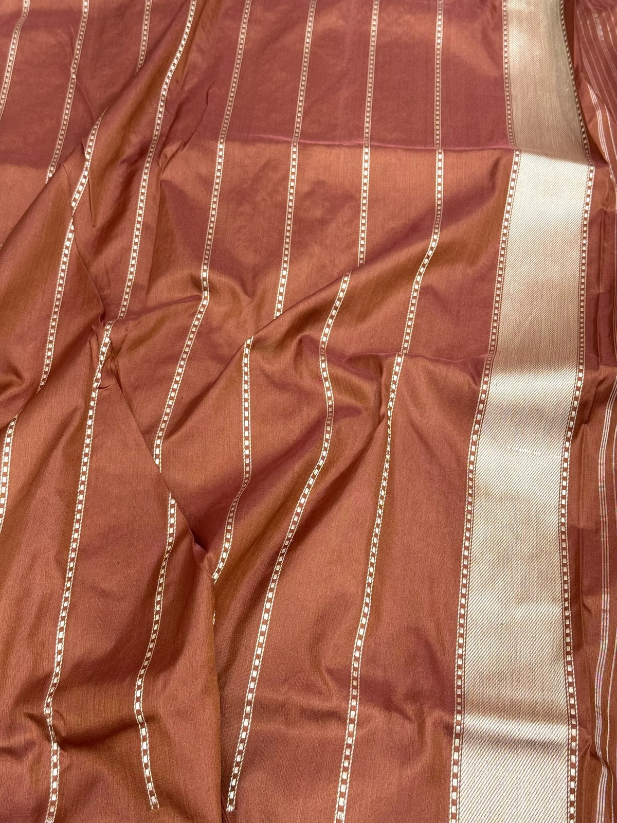 Brown Exclusive Banarasi Contemporary Saree | Pure Katan Mulberry Silk - Kadhwa Technique Handwoven Banarasi Saree