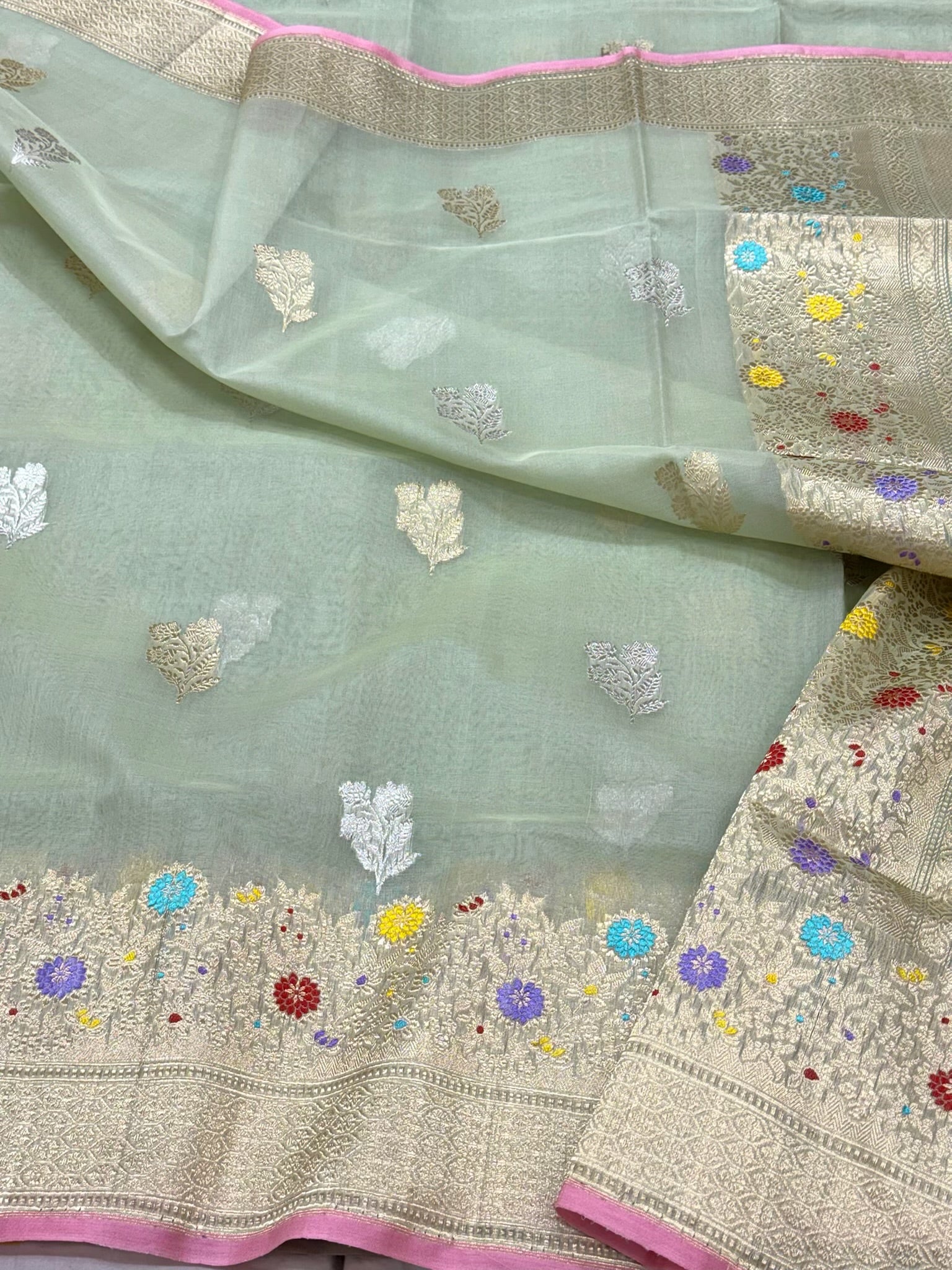 Sage Green Authentic Banarasi Saree - Pure Kora Mulberry Silk | Kadhwa Technique | Handwoven Banarasi Saree