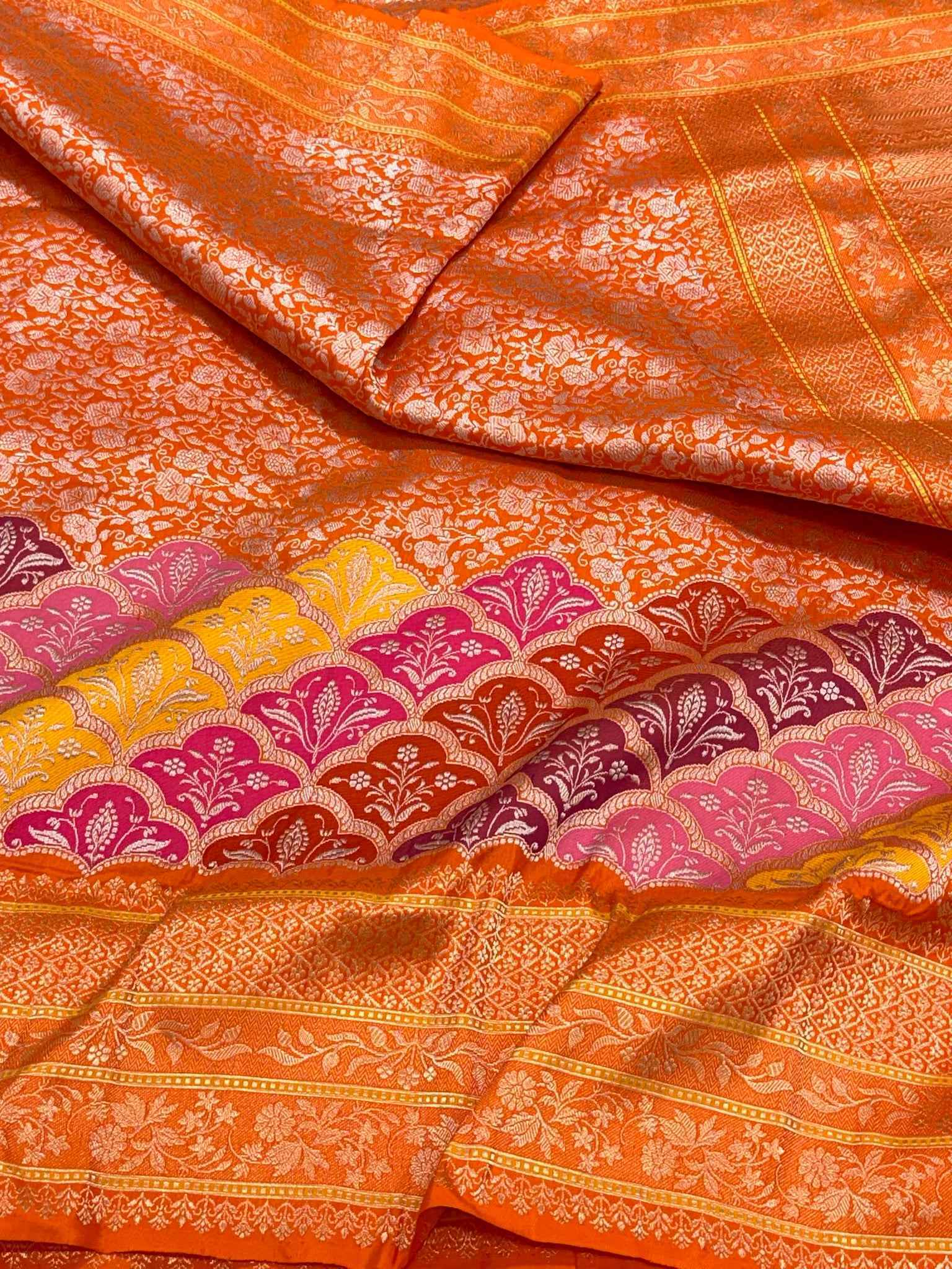 Molten Gold Pure Katan Silk & Pure Tissue Silk Handwoven | Kadhwa Technique | Banarasi Modern Saree