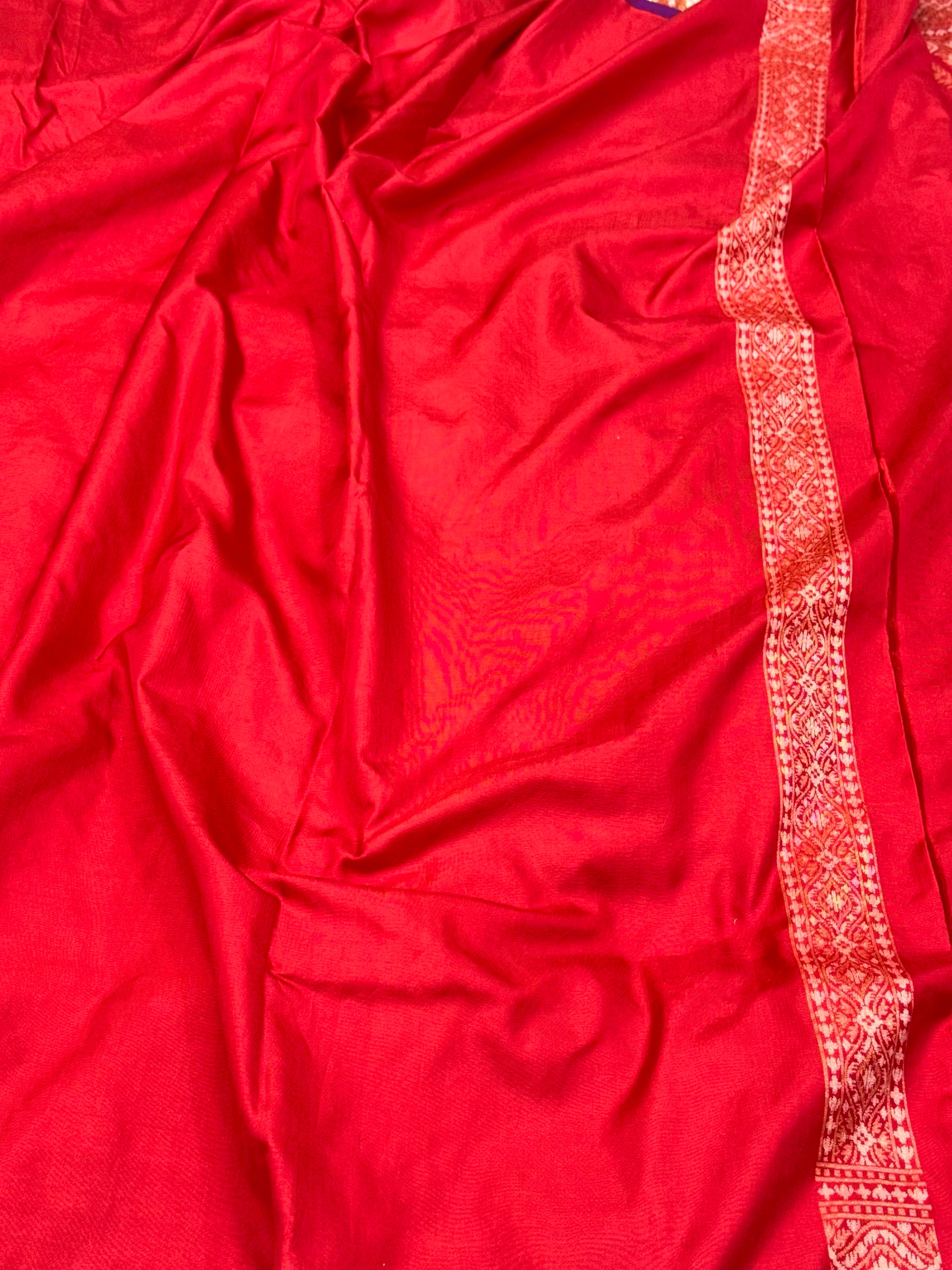 Red Pure Mulberry Katan Silk Jamdani Handwoven Banarasi Saree- Ektara Weave