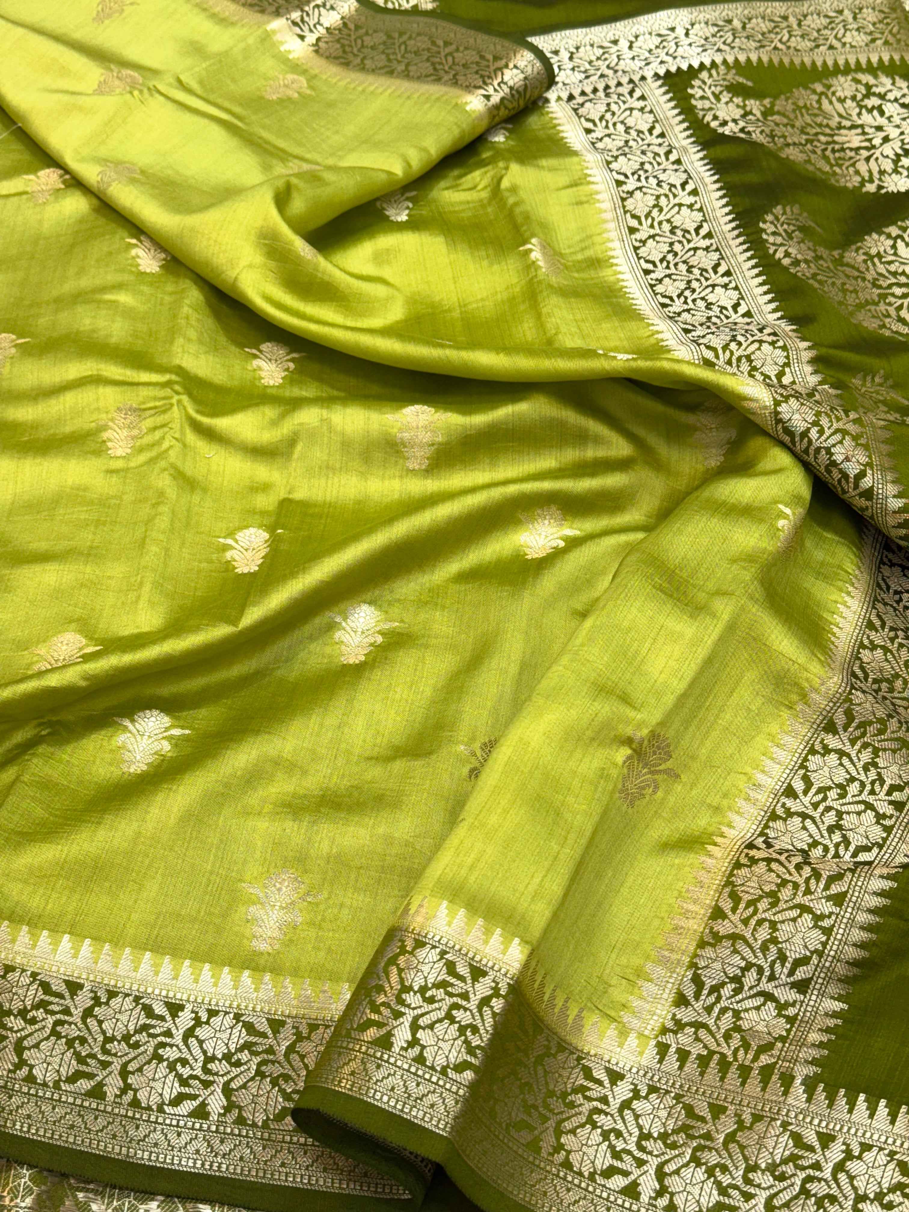 Lime Green Pure Mulberry Chiniya Silk Lightweight Handloom Banarasi Saree