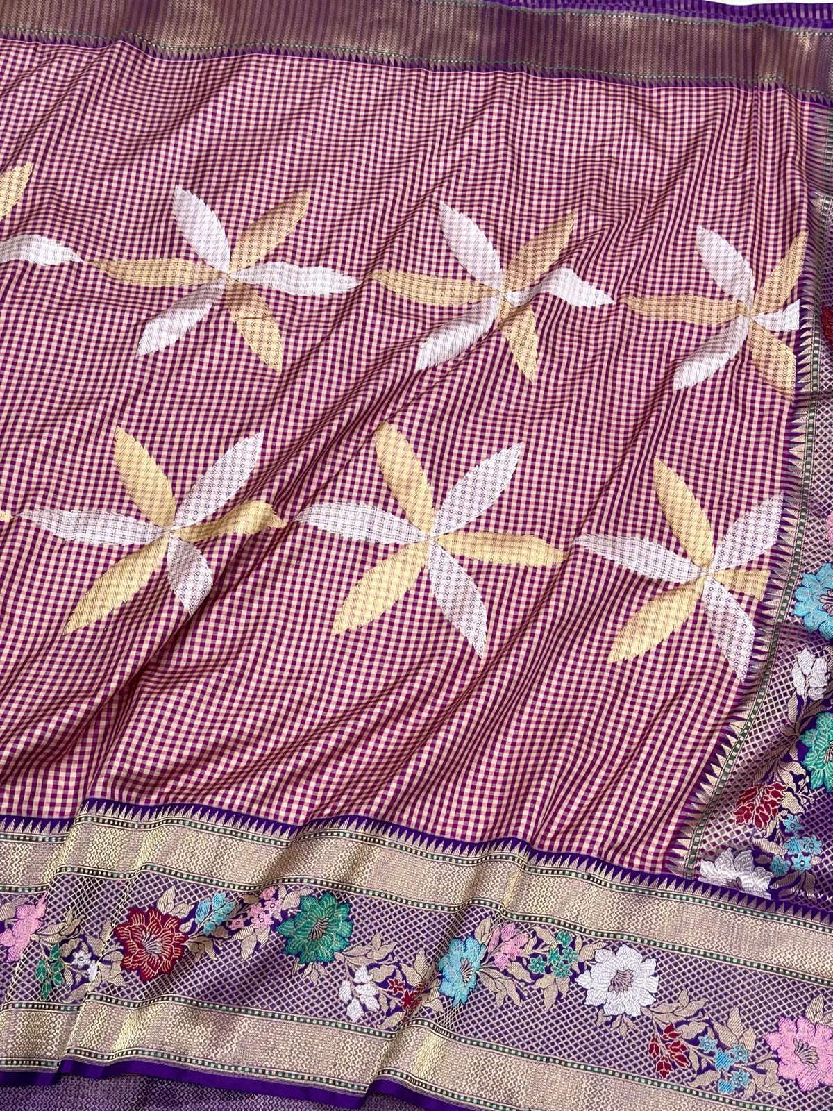Berry Pink Pure Katan Silk Ektara Saree - Pure Mulberry Silk | Kadhwa Weave Modern Contemporary Banarasi Silk Saree