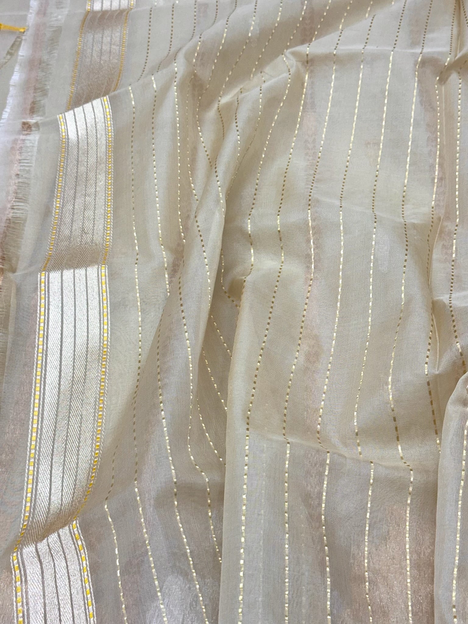 Beige Pure Kora & Mulberry Silk Handwoven Banarasi Saree - Traditional Kadhwa Ektara Technique