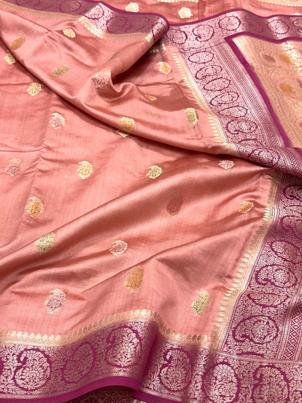 Peach Pure Mulberry Chiniya Silk Handloom Banarasi Saree