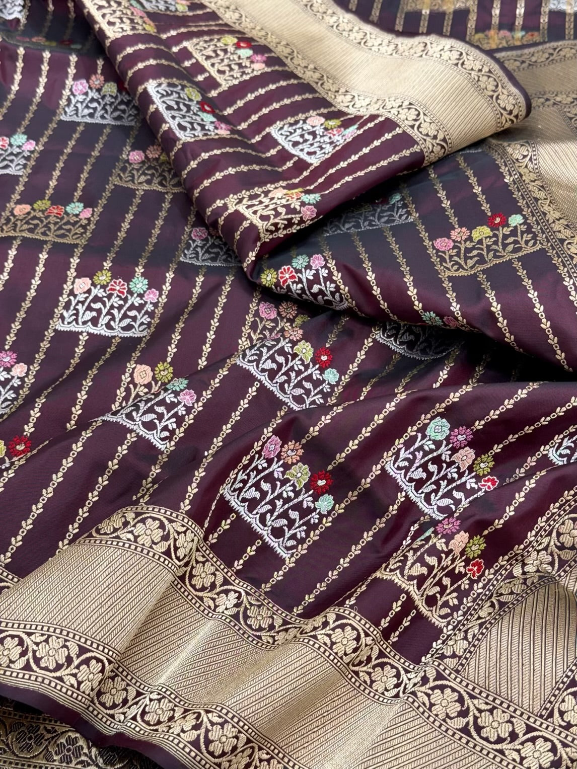 Wine Pure Double Katan Silk Saree | Pure Mulberry Silk Handwoven ( Kadhwa Technique ) Banarasi Saree
