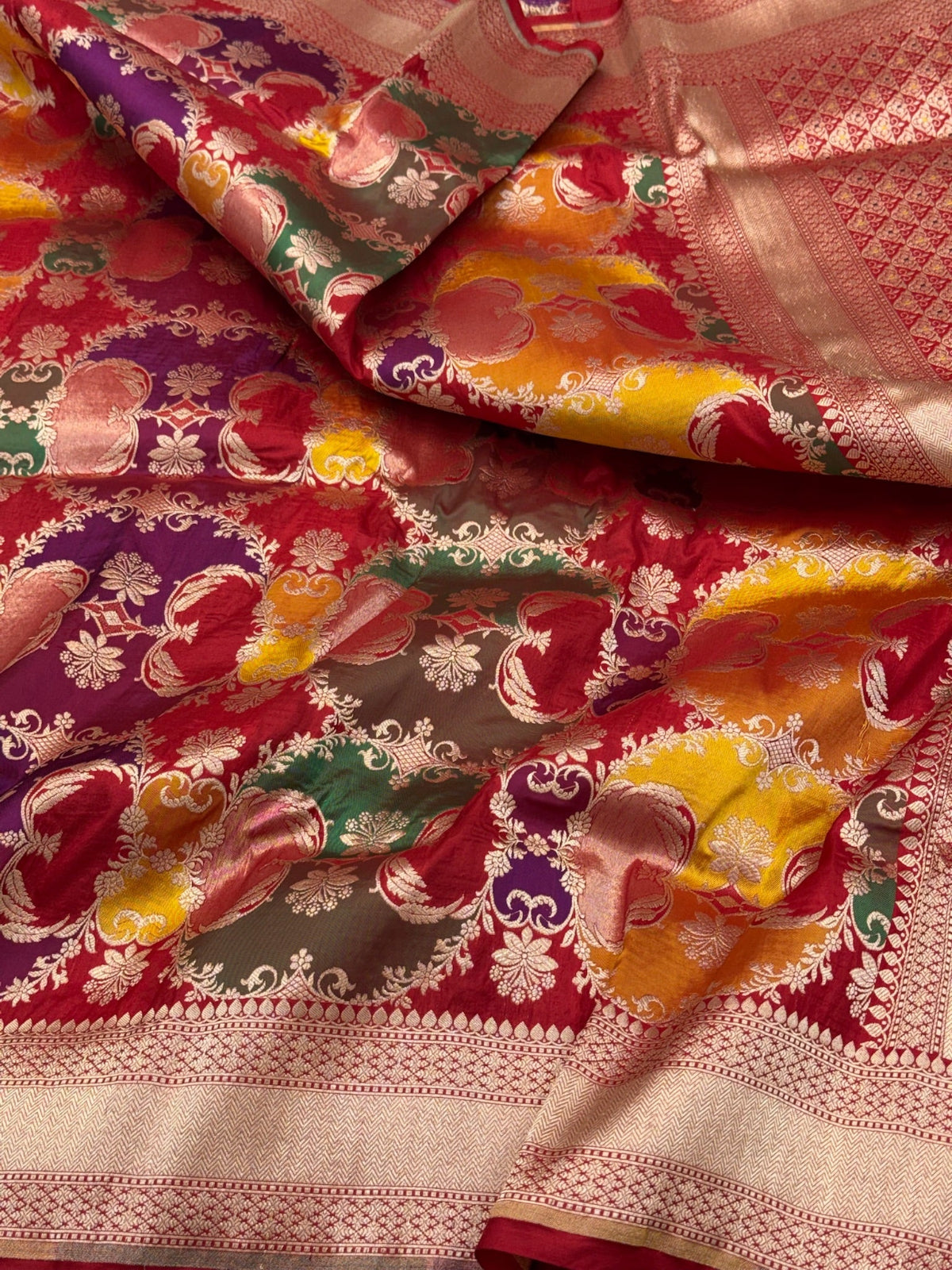 Red Pure Katan Silk Handloom Banarasi Saree | Rangkaat |