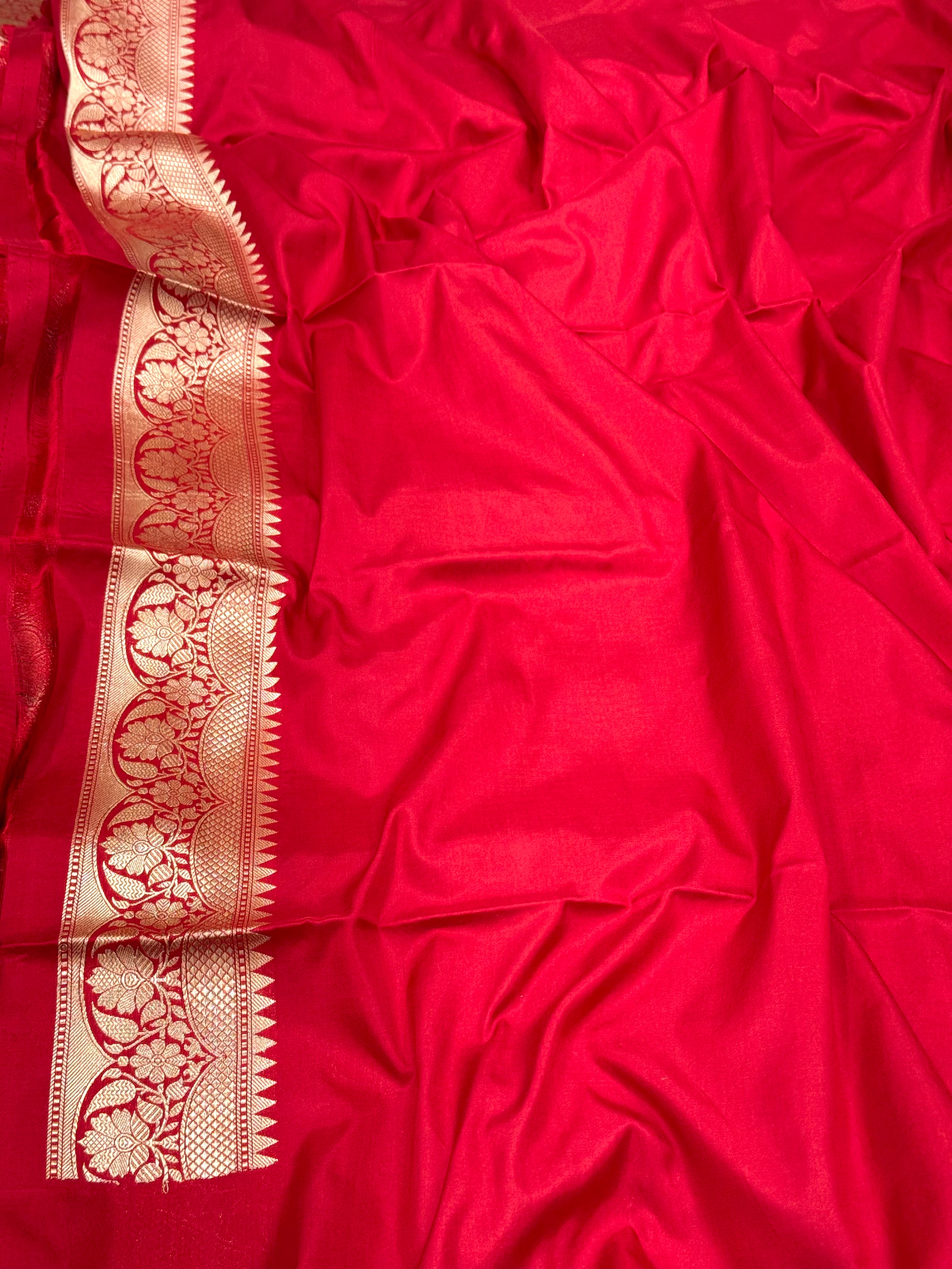 Deep Red Pure Katan Silk Handwoven Banarasi Saree - Brocade