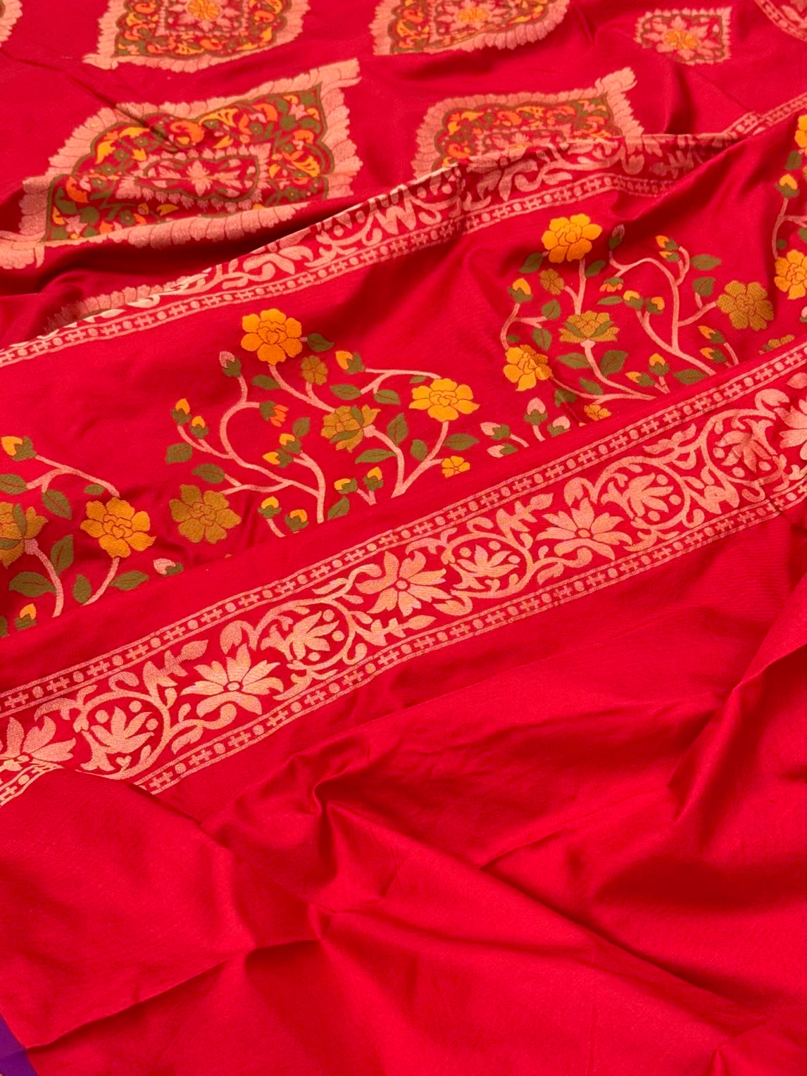 Red Pure Katan Silk Handwoven Banarasi Saree |Ektara Weave|