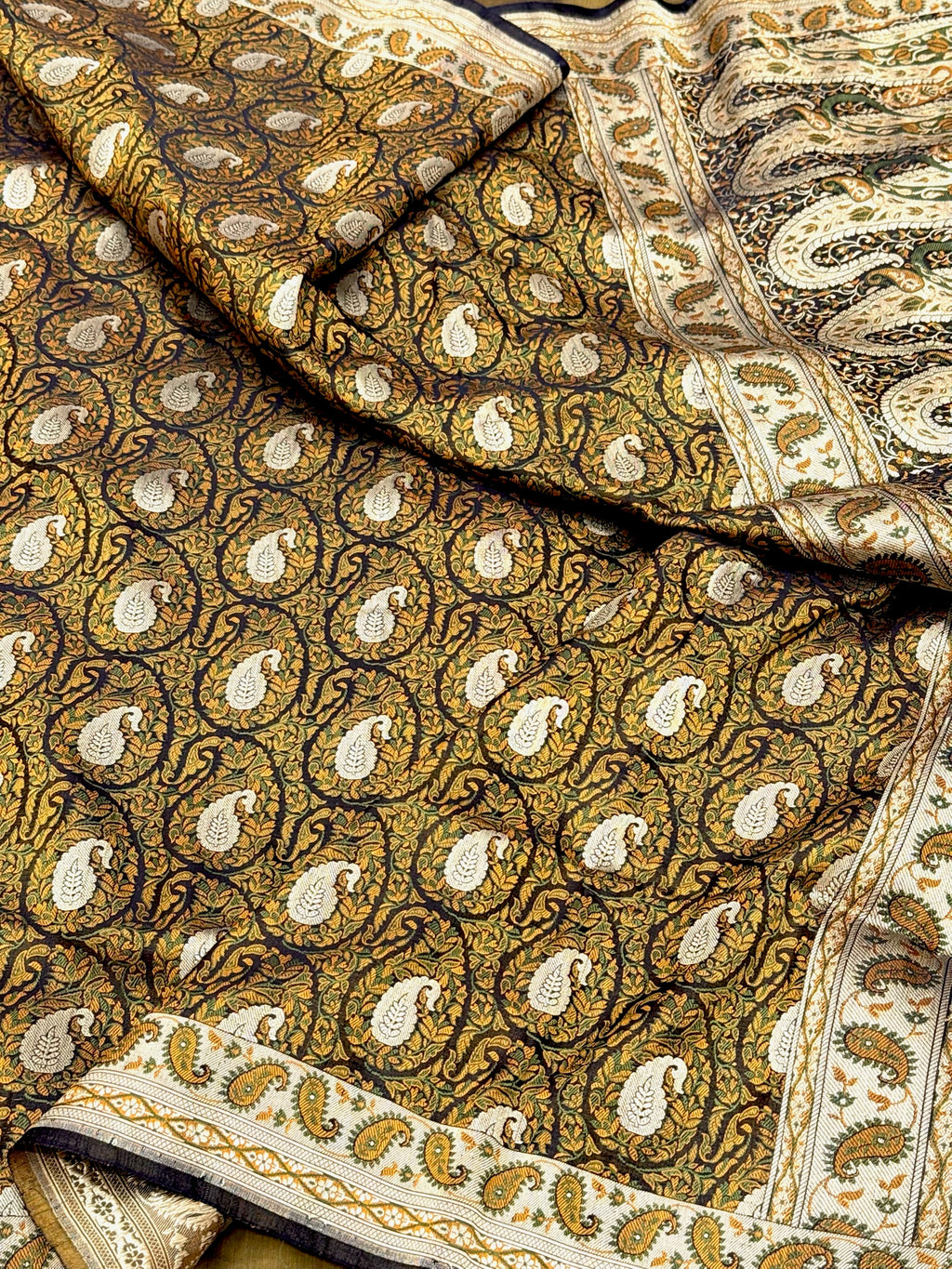 Brown Pure Satin Silk Handwoven Banarasi Tanchoi Saree