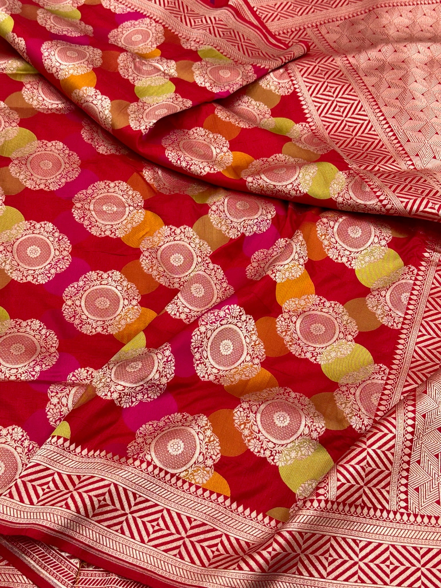 Red Pure Mulberry Katan Silk Handloom Banarasi Saree