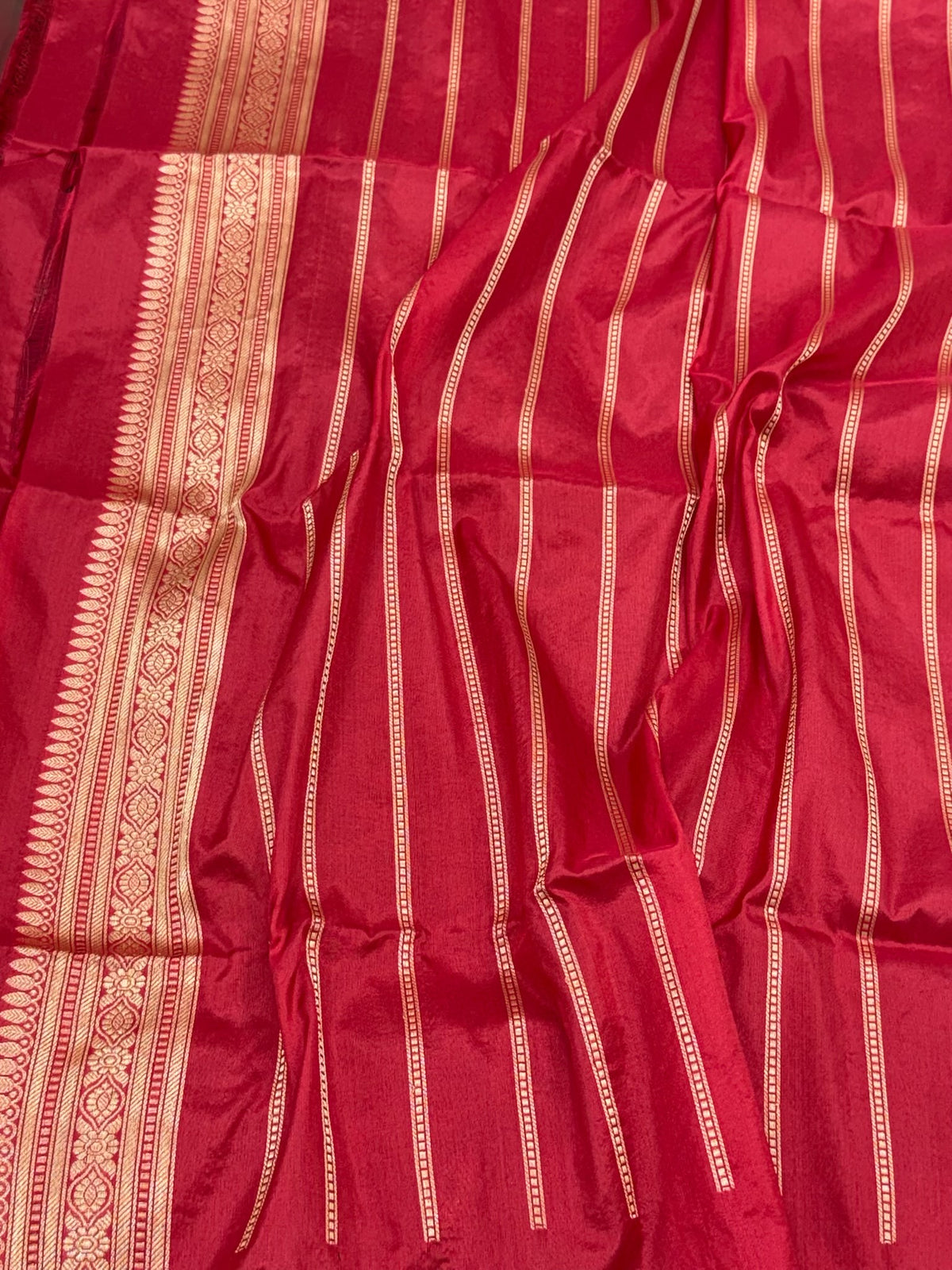 Magenta Pure Katan Mulberry Silk Handwoven | Kadhwa Weave | Banarasi Brocade Saree
