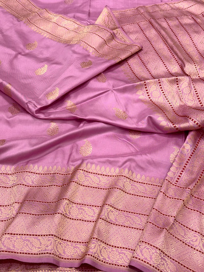 Pink Pure Mulberry Silk & Pure Katan Silk Ektara Handwoven Banarasi Saree - Kadhwa Technique
