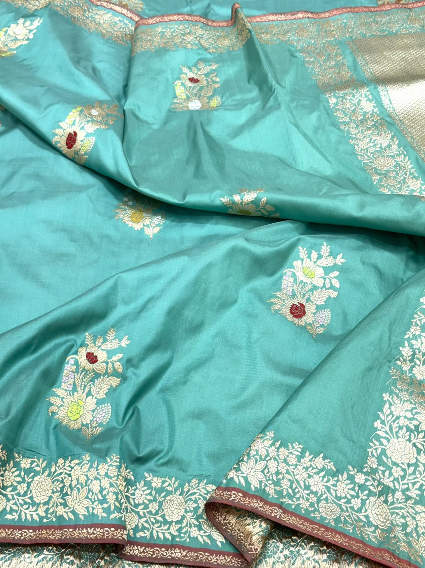 Sea Green Pure Katan Mulberry Silk Handwoven Banarasi Saree - Kadhwa Technique