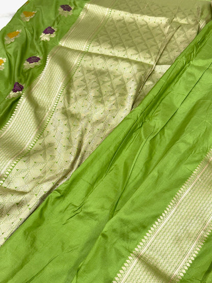 Pista Green Pure Mulberry Katan Silk Handloom Banarasi Saree