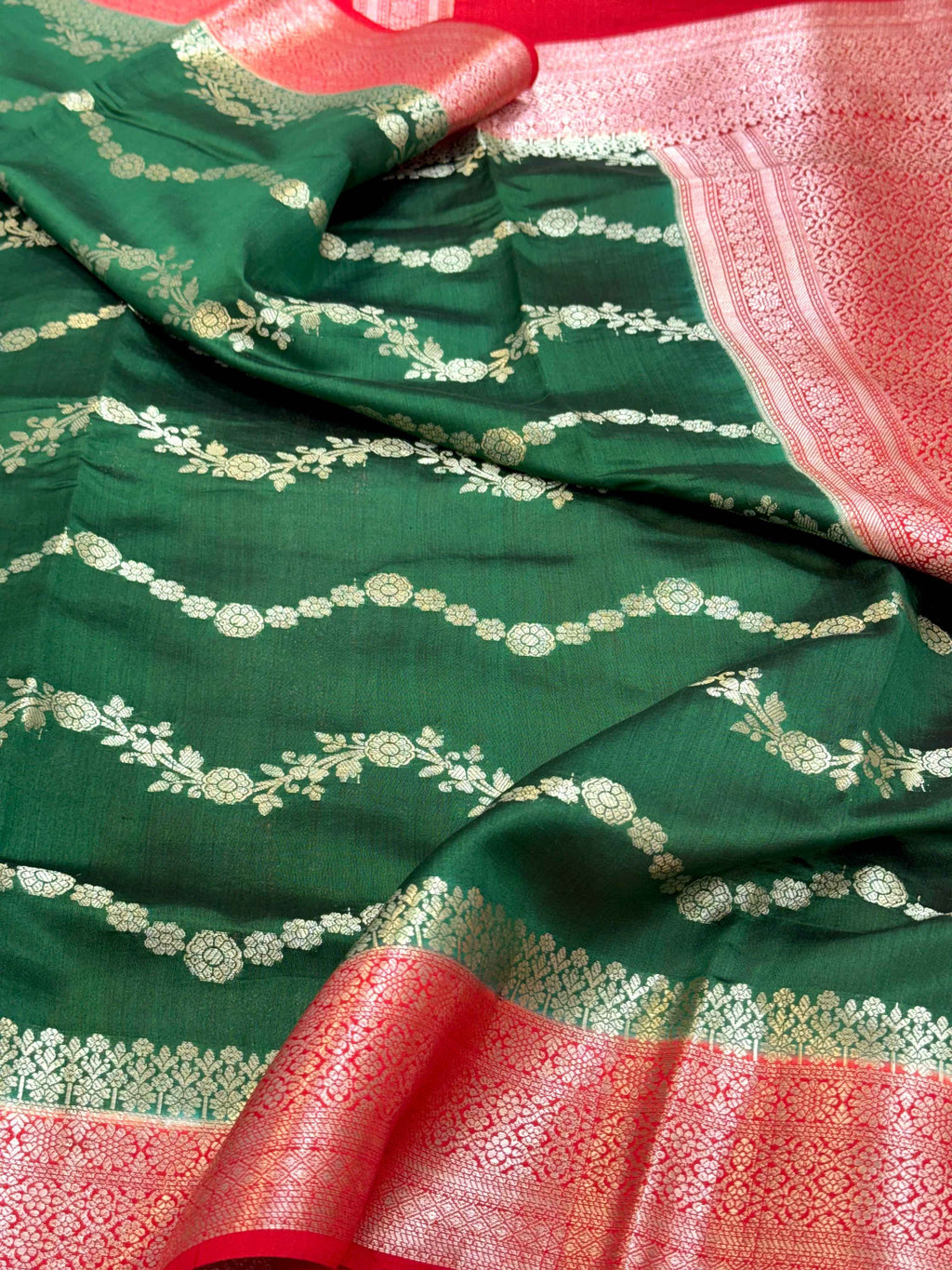 Bottle Green Pure Mulberry Chiniya Silk Lightweight Handloom Banarasi Saree