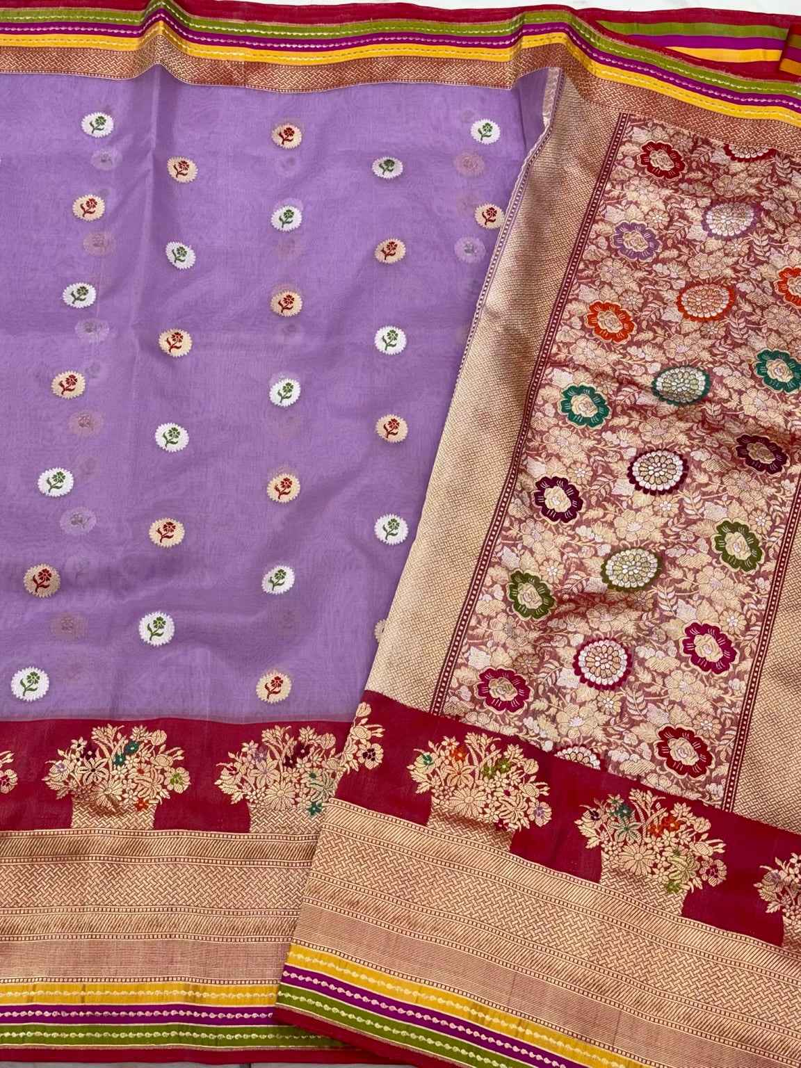 Lavender Pure Mulberry Kora Silk Handwoven | Kadhwa Technique | Authentic Banarasi Saree