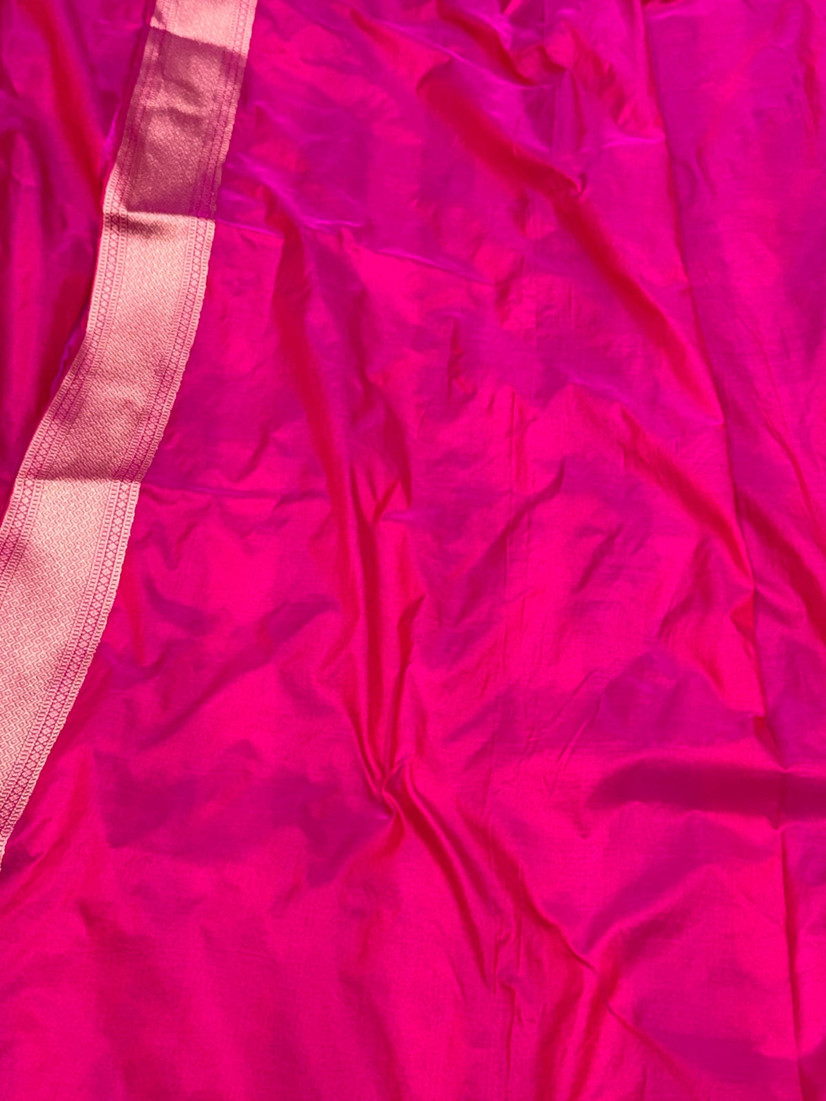 Rani Pink Pure Katan Silk Handwoven Vintage Banarasi Brocade Saree