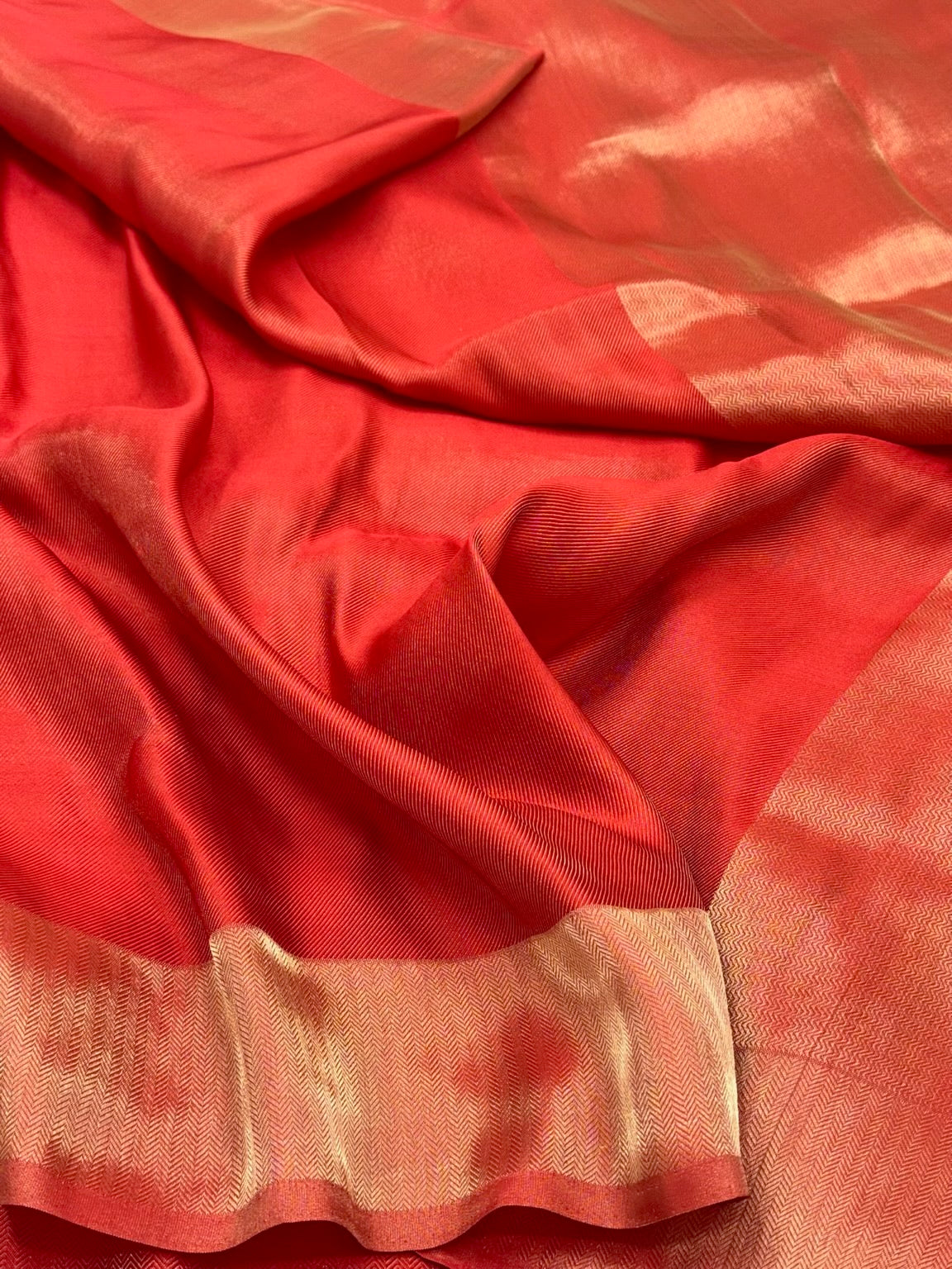 Red Pure Silk Handwoven Double Silk Tissue Contemporary Banarasi Saree