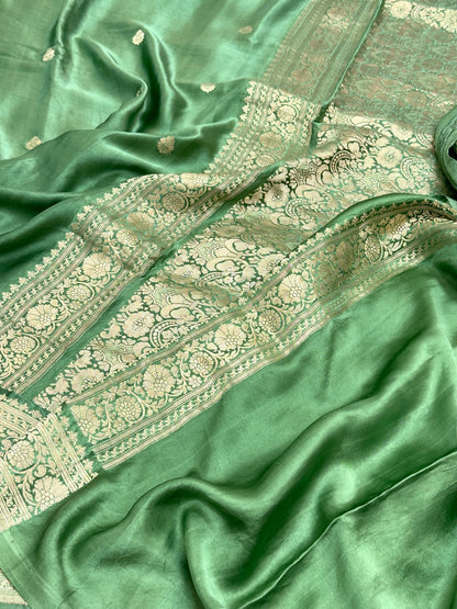 Emerald Green Pure Mashru Satin Silk Handwoven Banarasi Saree
