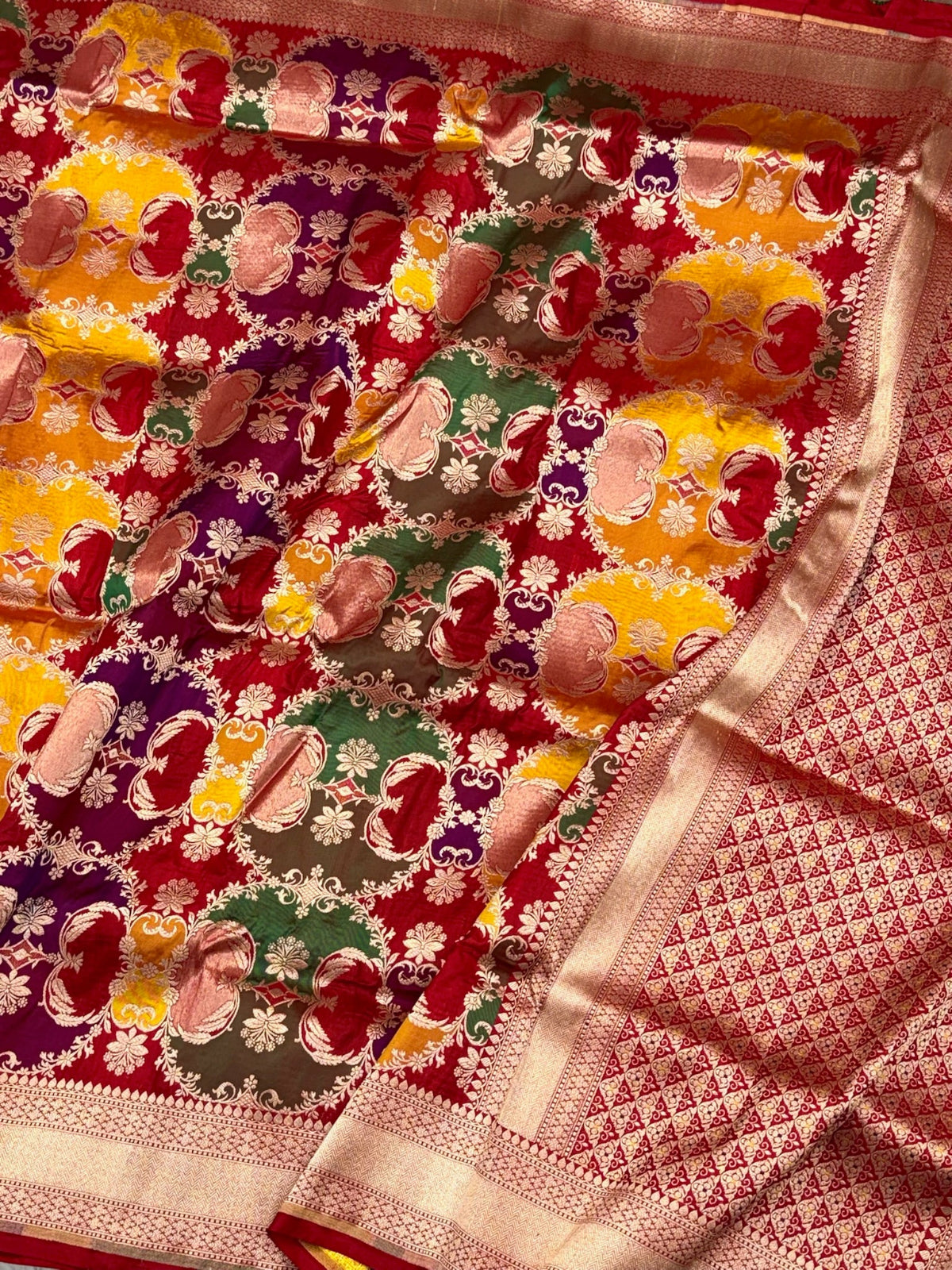 Red Pure Katan Silk Handloom Banarasi Saree | Rangkaat |